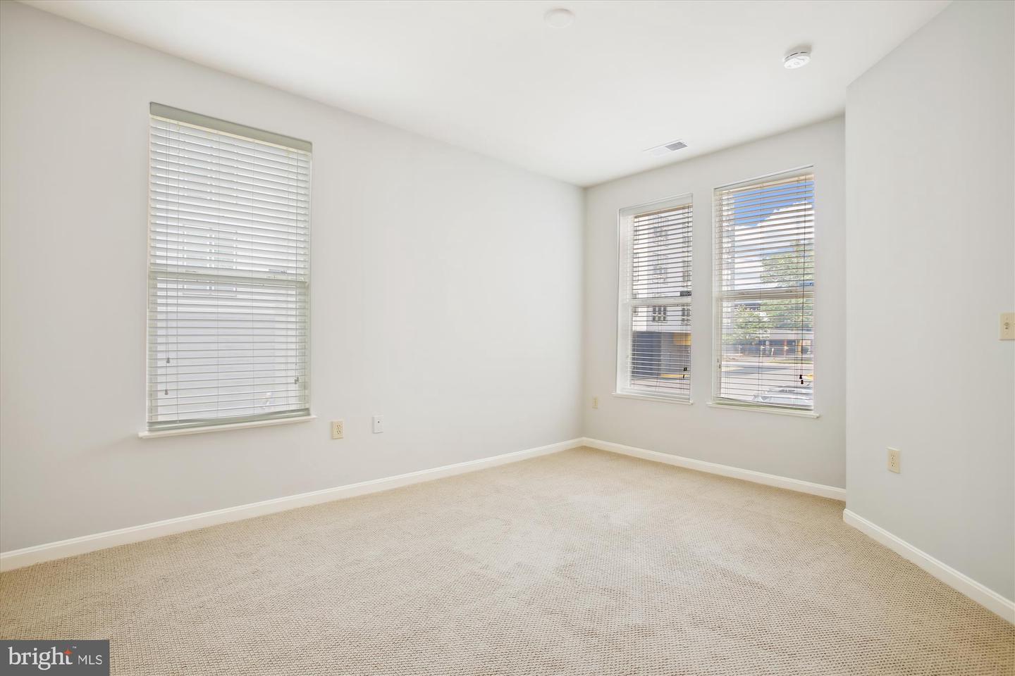 2655 PROSPERITY AVE #100, FAIRFAX, Virginia 22031, 2 Bedrooms Bedrooms, ,1 BathroomBathrooms,Residential,For sale,2655 PROSPERITY AVE #100,VAFX2249810 MLS # VAFX2249810