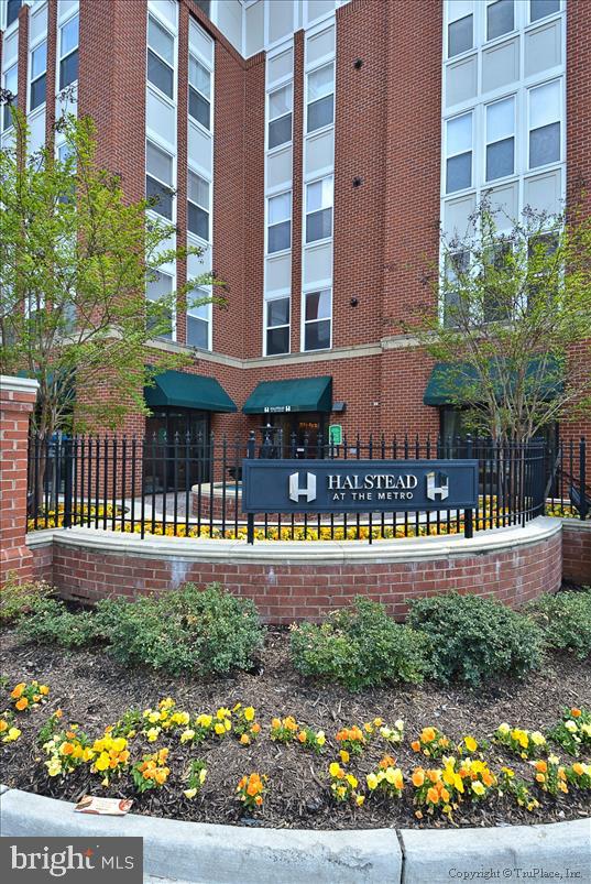 2655 PROSPERITY AVE #100, FAIRFAX, Virginia 22031, 2 Bedrooms Bedrooms, ,1 BathroomBathrooms,Residential,For sale,2655 PROSPERITY AVE #100,VAFX2249810 MLS # VAFX2249810