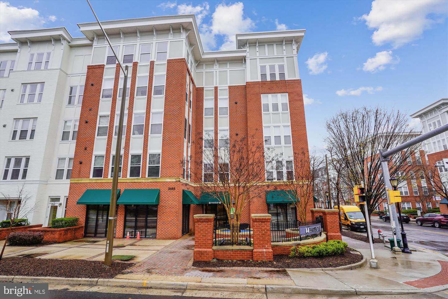 2655 PROSPERITY AVE #100, FAIRFAX, Virginia 22031, 2 Bedrooms Bedrooms, ,1 BathroomBathrooms,Residential,For sale,2655 PROSPERITY AVE #100,VAFX2249810 MLS # VAFX2249810