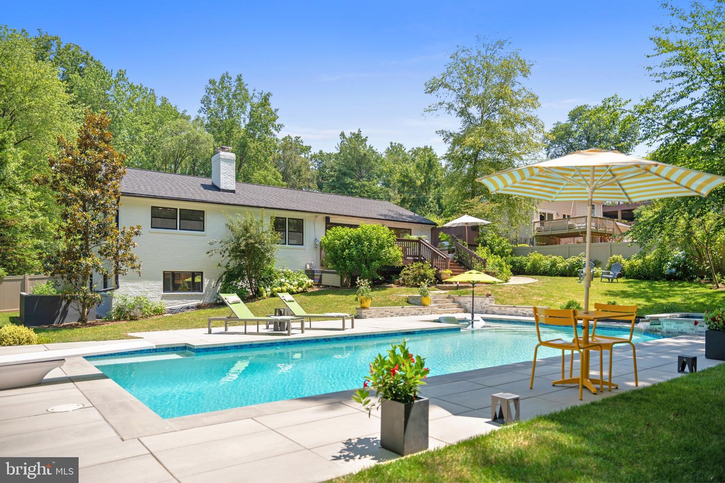 6219 BEACHWAY DR, FALLS CHURCH, Virginia 22041, 3 Bedrooms Bedrooms, ,2 BathroomsBathrooms,Residential,For sale,6219 BEACHWAY DR,VAFX2249882 MLS # VAFX2249882