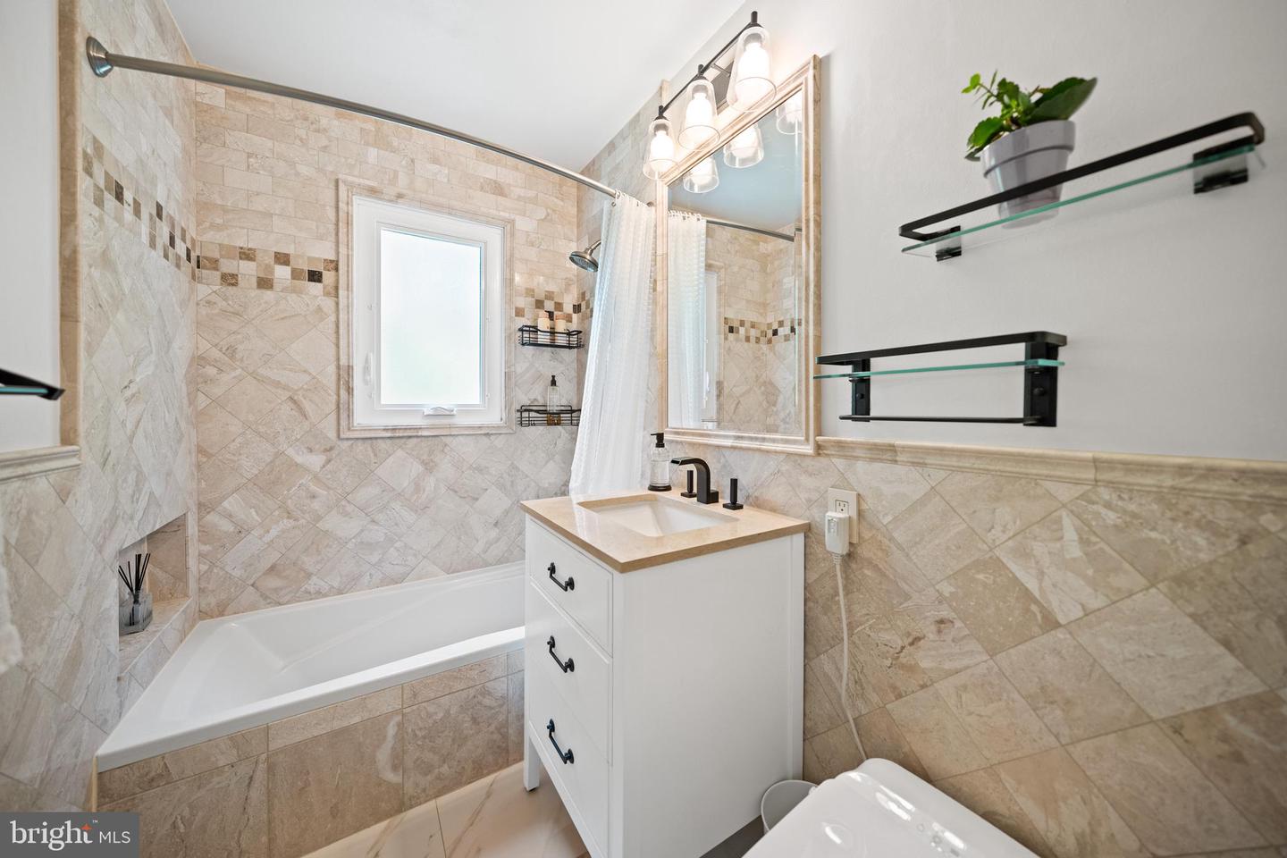 6219 BEACHWAY DR, FALLS CHURCH, Virginia 22041, 3 Bedrooms Bedrooms, ,2 BathroomsBathrooms,Residential,For sale,6219 BEACHWAY DR,VAFX2249882 MLS # VAFX2249882