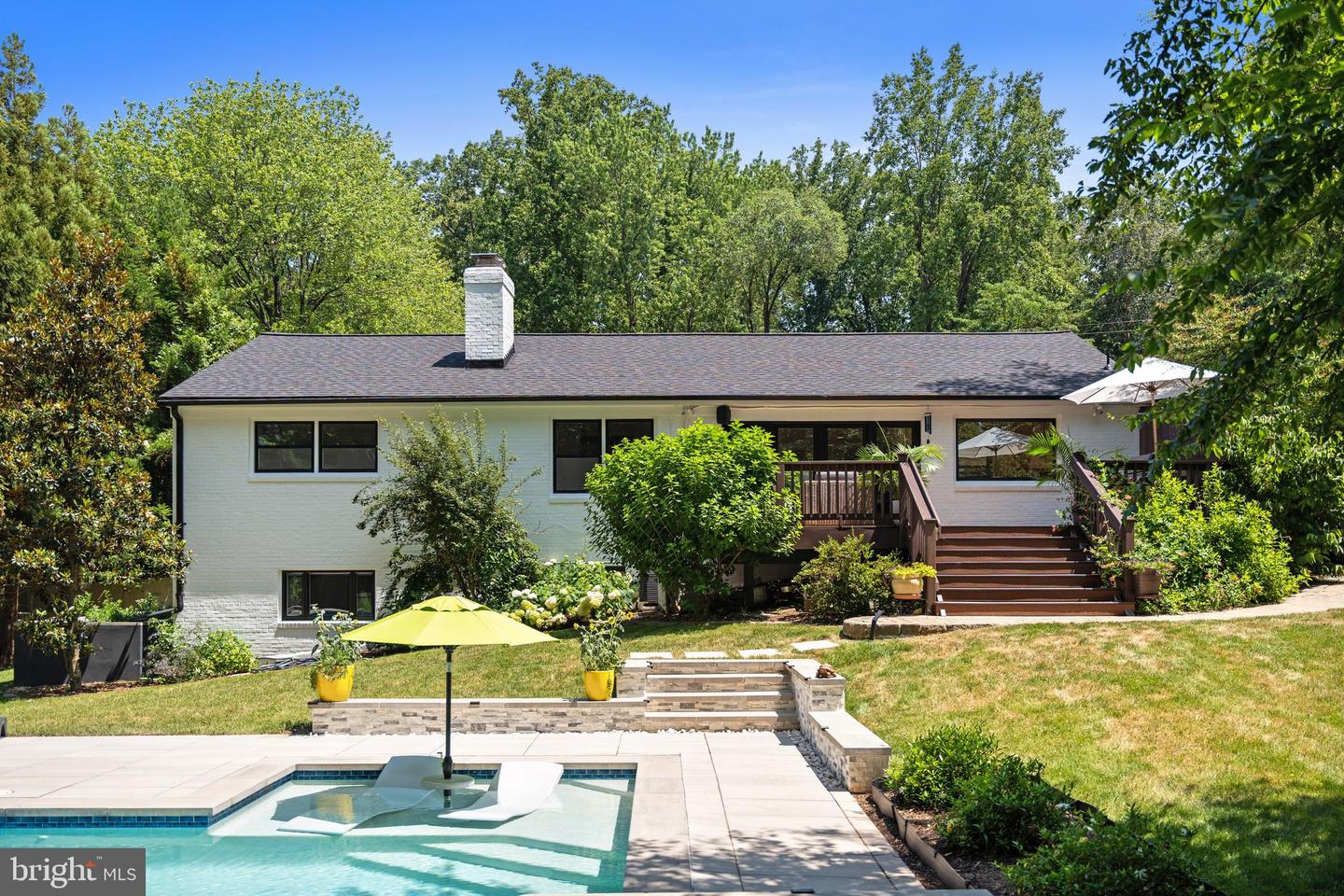 6219 BEACHWAY DR, FALLS CHURCH, Virginia 22041, 3 Bedrooms Bedrooms, ,2 BathroomsBathrooms,Residential,For sale,6219 BEACHWAY DR,VAFX2249882 MLS # VAFX2249882