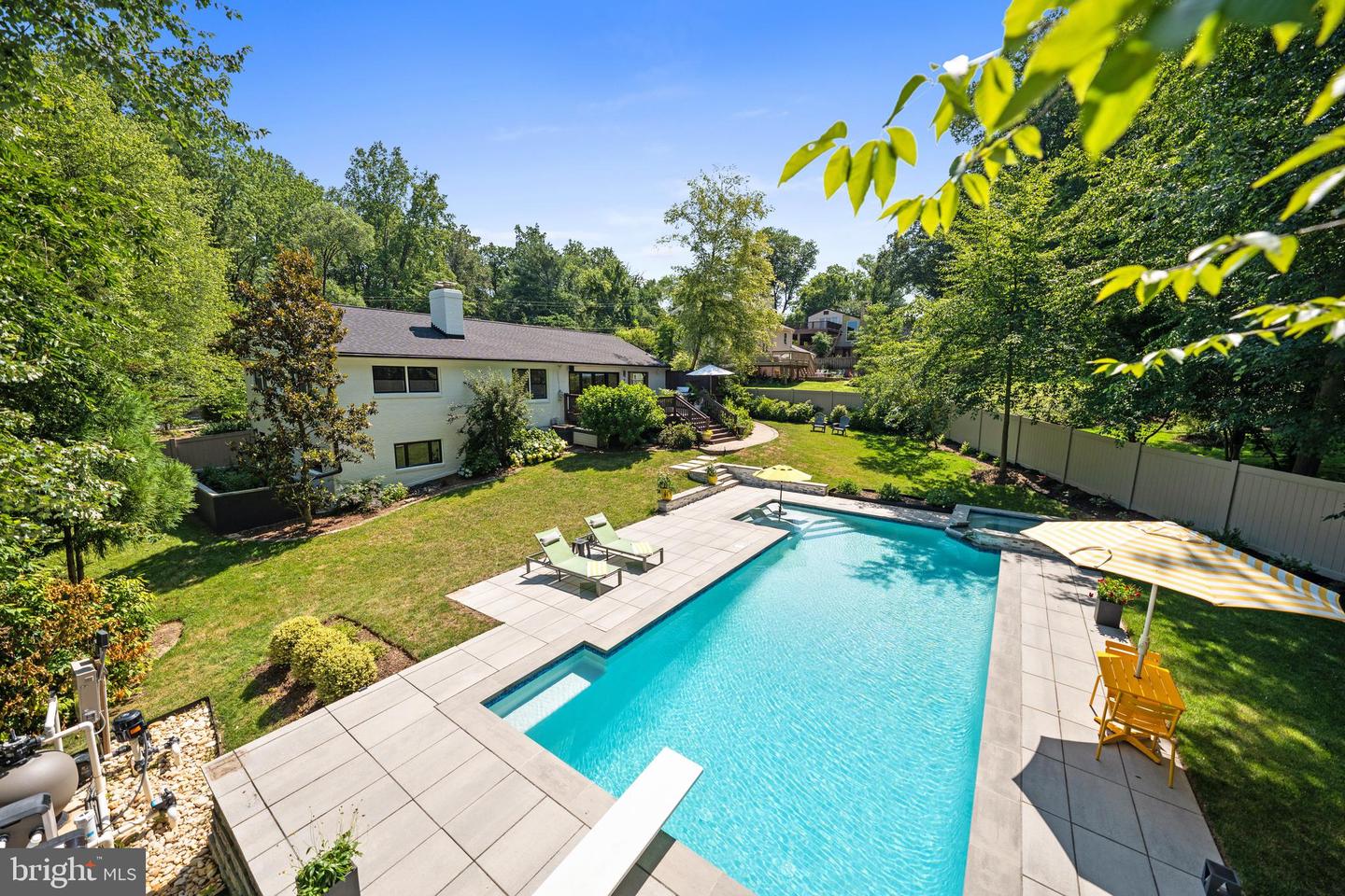 6219 BEACHWAY DR, FALLS CHURCH, Virginia 22041, 3 Bedrooms Bedrooms, ,2 BathroomsBathrooms,Residential,For sale,6219 BEACHWAY DR,VAFX2249882 MLS # VAFX2249882