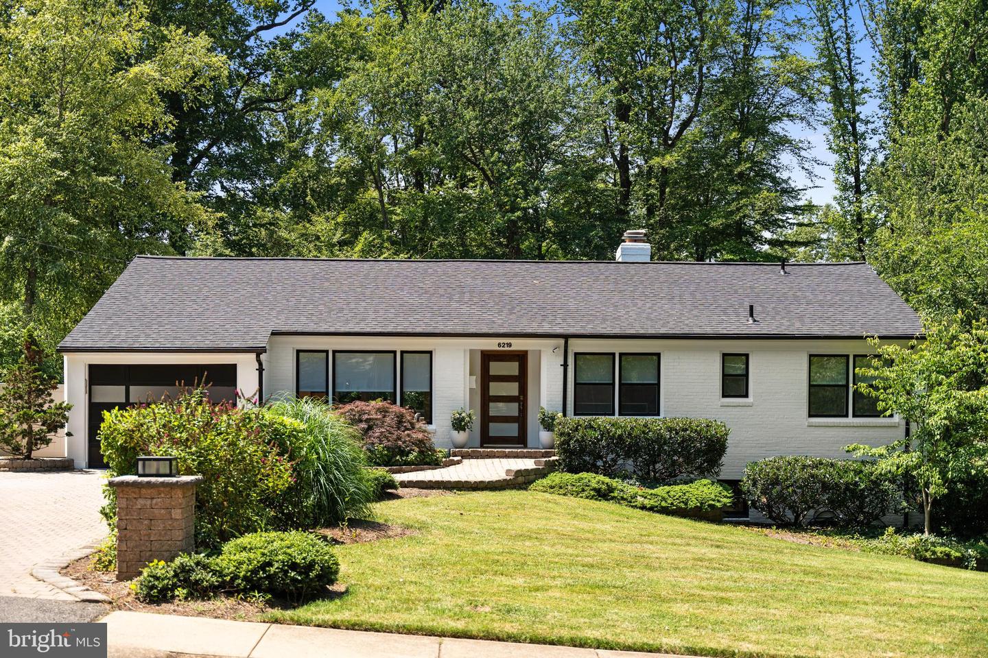 6219 BEACHWAY DR, FALLS CHURCH, Virginia 22041, 3 Bedrooms Bedrooms, ,2 BathroomsBathrooms,Residential,For sale,6219 BEACHWAY DR,VAFX2249882 MLS # VAFX2249882