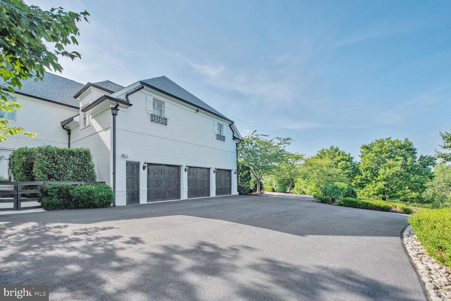 16717 WHIRLAWAY CT, LEESBURG, Virginia 20176, 5 Bedrooms Bedrooms, ,4 BathroomsBathrooms,Residential,For sale,16717 WHIRLAWAY CT,VALO2100290 MLS # VALO2100290