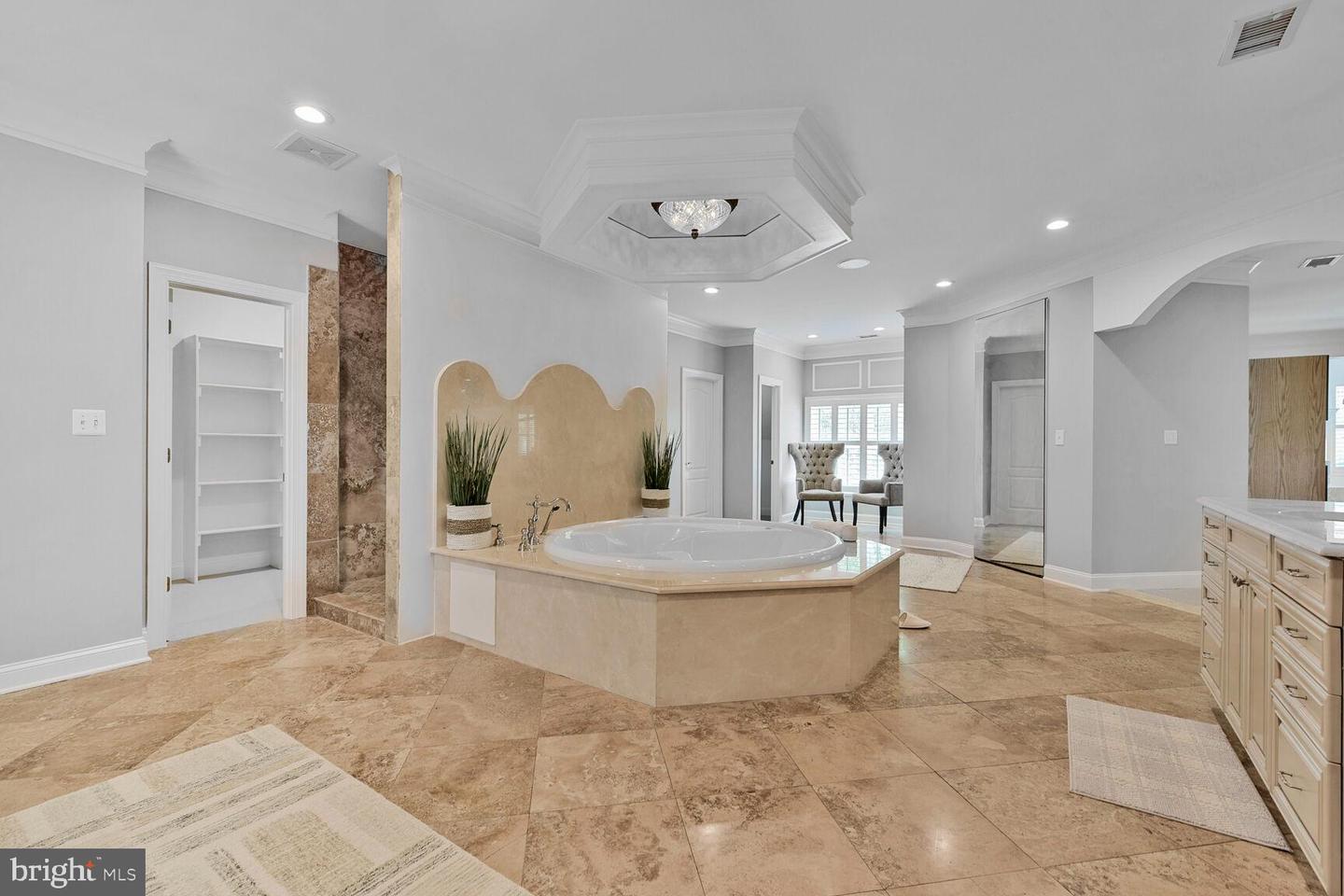 16717 WHIRLAWAY CT, LEESBURG, Virginia 20176, 5 Bedrooms Bedrooms, ,4 BathroomsBathrooms,Residential,For sale,16717 WHIRLAWAY CT,VALO2100290 MLS # VALO2100290