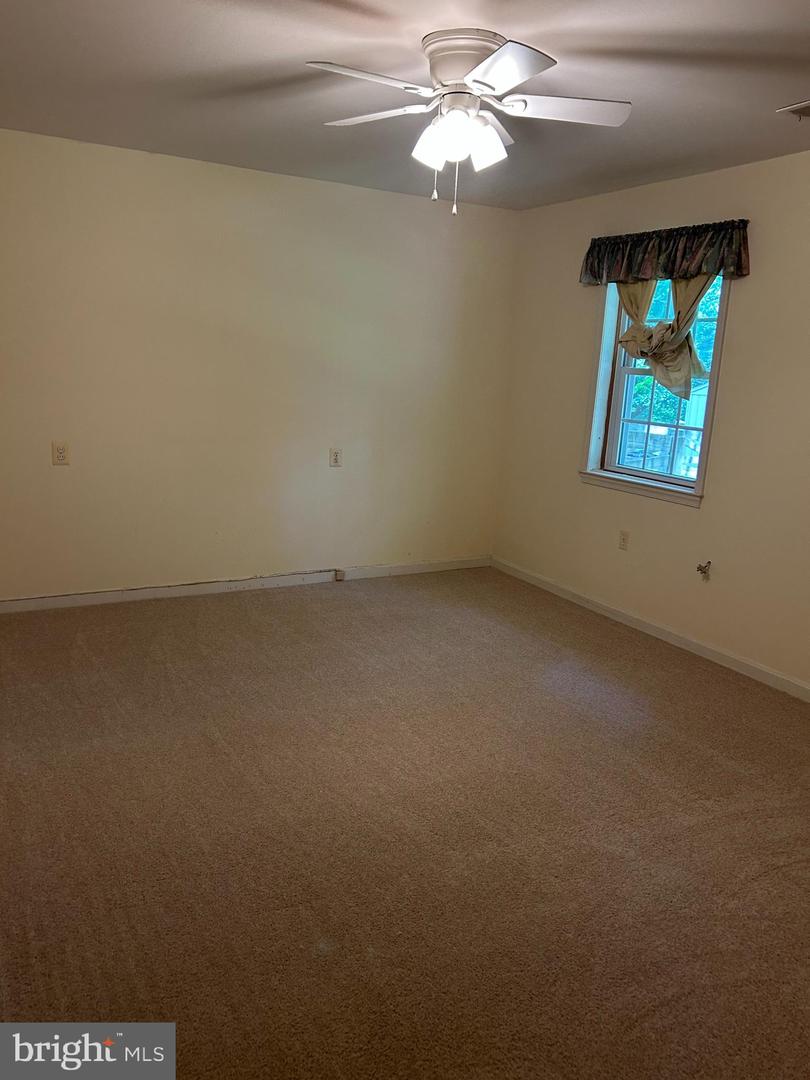 12157 PINENEEDLE CT, WOODBRIDGE, Virginia 22192, 4 Bedrooms Bedrooms, ,3 BathroomsBathrooms,Residential,For sale,12157 PINENEEDLE CT,VAPW2097756 MLS # VAPW2097756