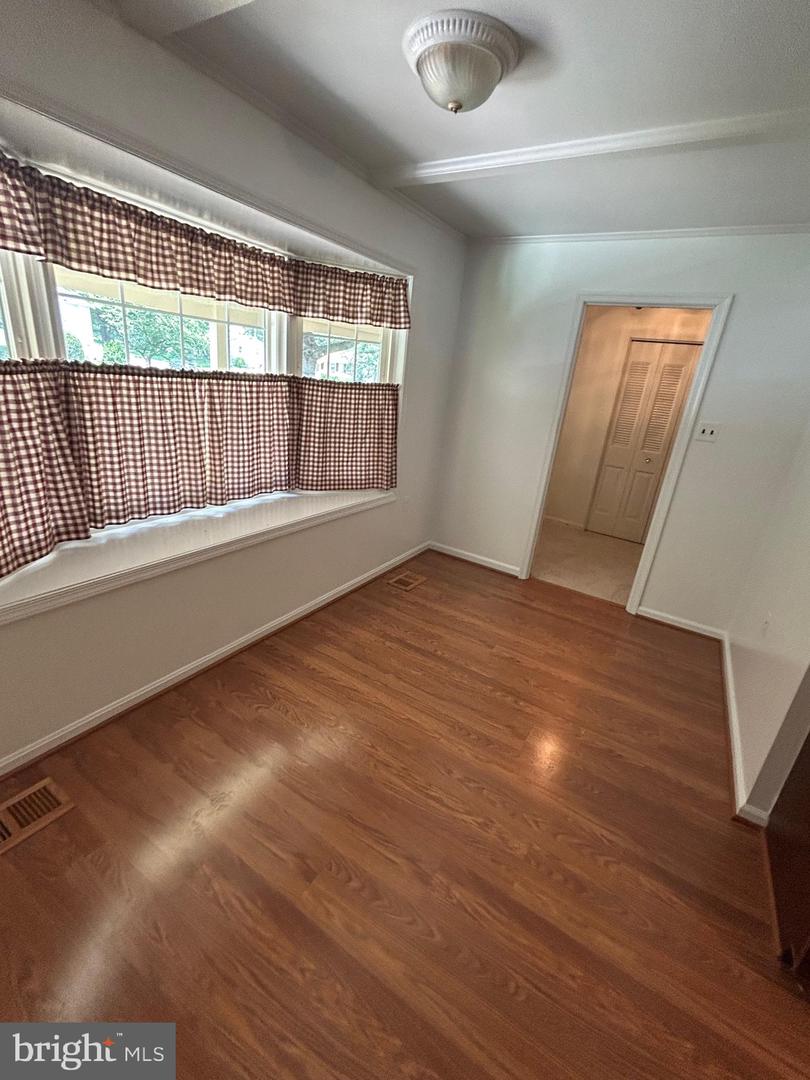 12157 PINENEEDLE CT, WOODBRIDGE, Virginia 22192, 4 Bedrooms Bedrooms, ,3 BathroomsBathrooms,Residential,For sale,12157 PINENEEDLE CT,VAPW2097756 MLS # VAPW2097756