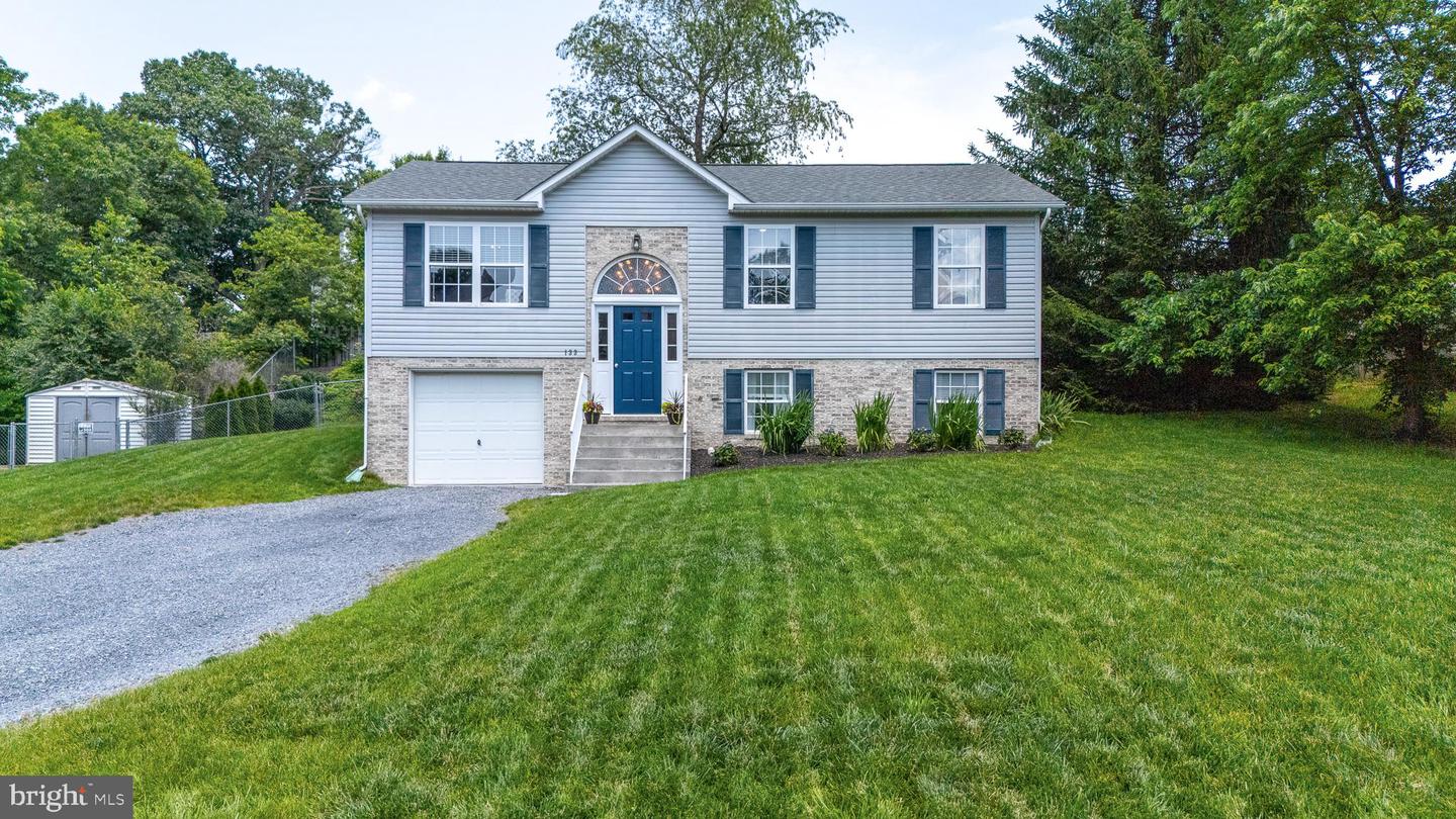 133 WOODROW RD, WINCHESTER, Virginia 22602, 3 Bedrooms Bedrooms, ,3 BathroomsBathrooms,Residential,For sale,133 WOODROW RD,VAFV2035066 MLS # VAFV2035066