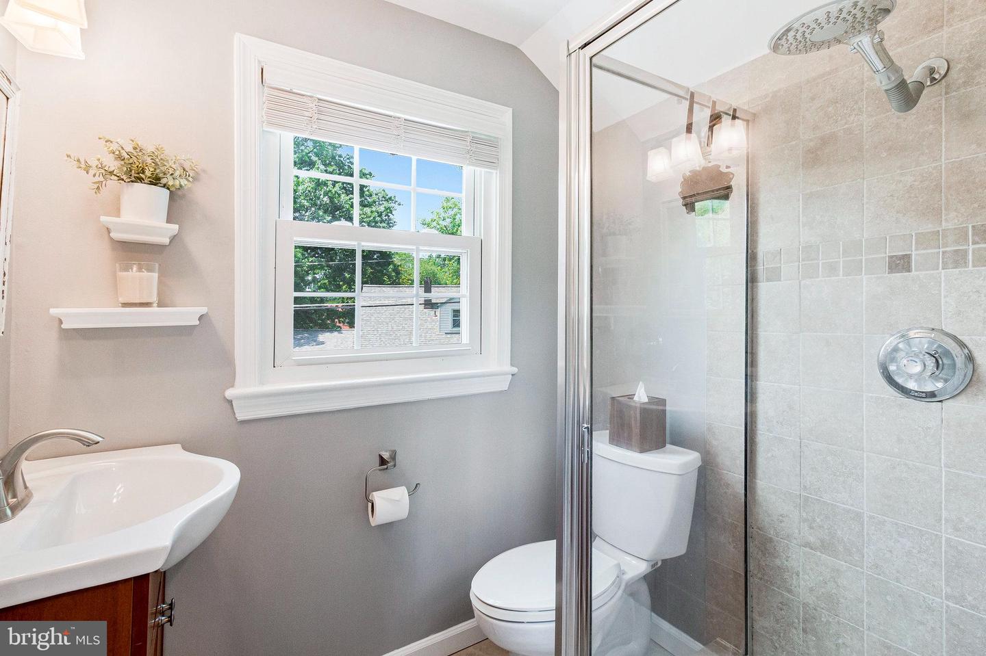 6910 QUANDER RD, ALEXANDRIA, Virginia 22307, 4 Bedrooms Bedrooms, ,2 BathroomsBathrooms,Residential,For sale,6910 QUANDER RD,VAFX2250396 MLS # VAFX2250396