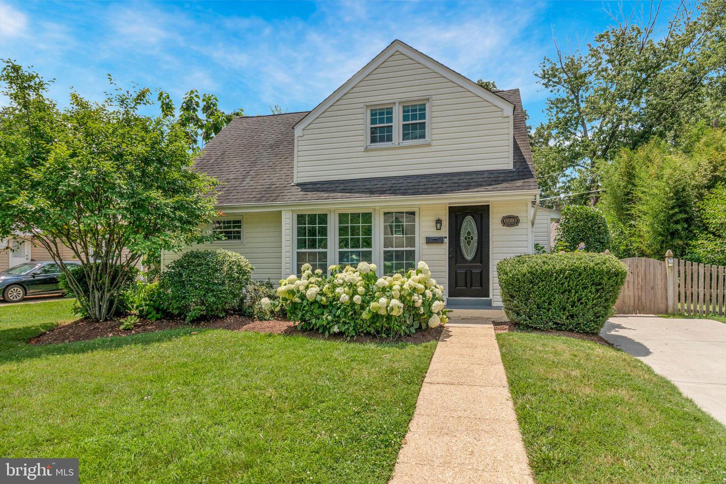 6910 QUANDER RD, ALEXANDRIA, Virginia 22307, 4 Bedrooms Bedrooms, ,2 BathroomsBathrooms,Residential,For sale,6910 QUANDER RD,VAFX2250396 MLS # VAFX2250396