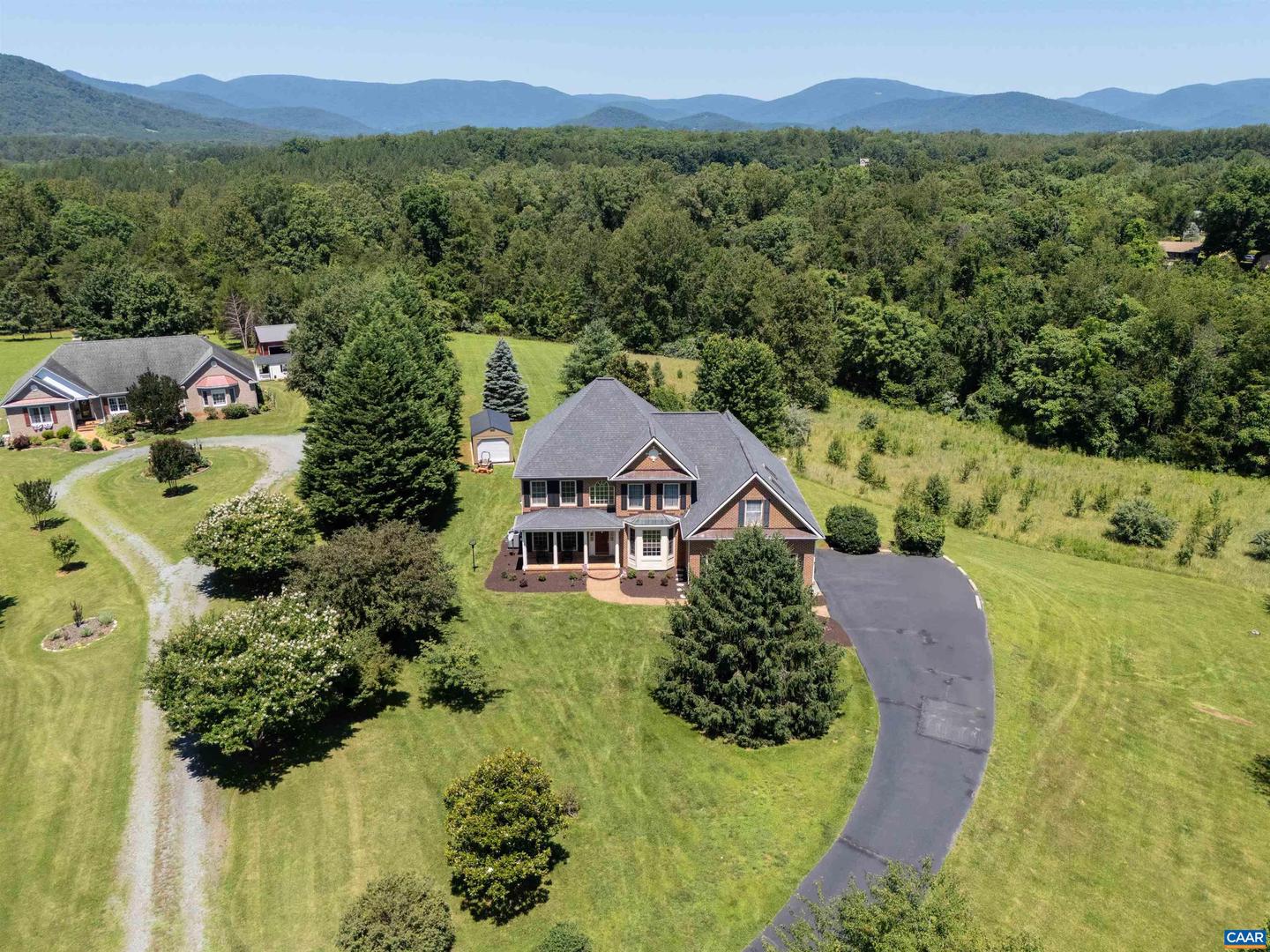 5080 SNOWY RIDGE LN, EARLYSVILLE, Virginia 22936, 4 Bedrooms Bedrooms, ,3 BathroomsBathrooms,Residential,For sale,5080 SNOWY RIDGE LN,666131 MLS # 666131