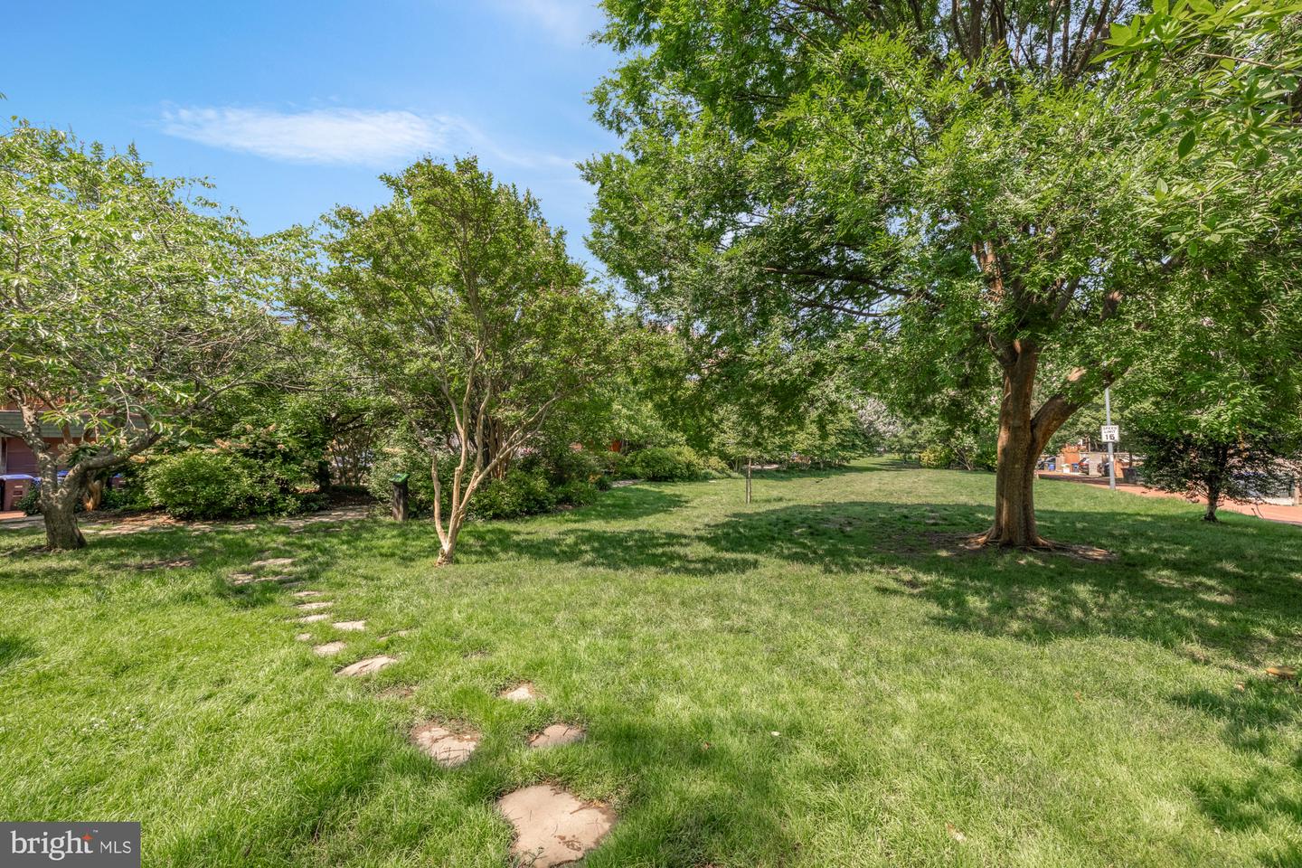 26 RHODE ISLAND AVE NW #1, WASHINGTON, District Of Columbia 20001, 3 Bedrooms Bedrooms, ,3 BathroomsBathrooms,Residential,For sale,26 RHODE ISLAND AVE NW #1,DCDC2207866 MLS # DCDC2207866
