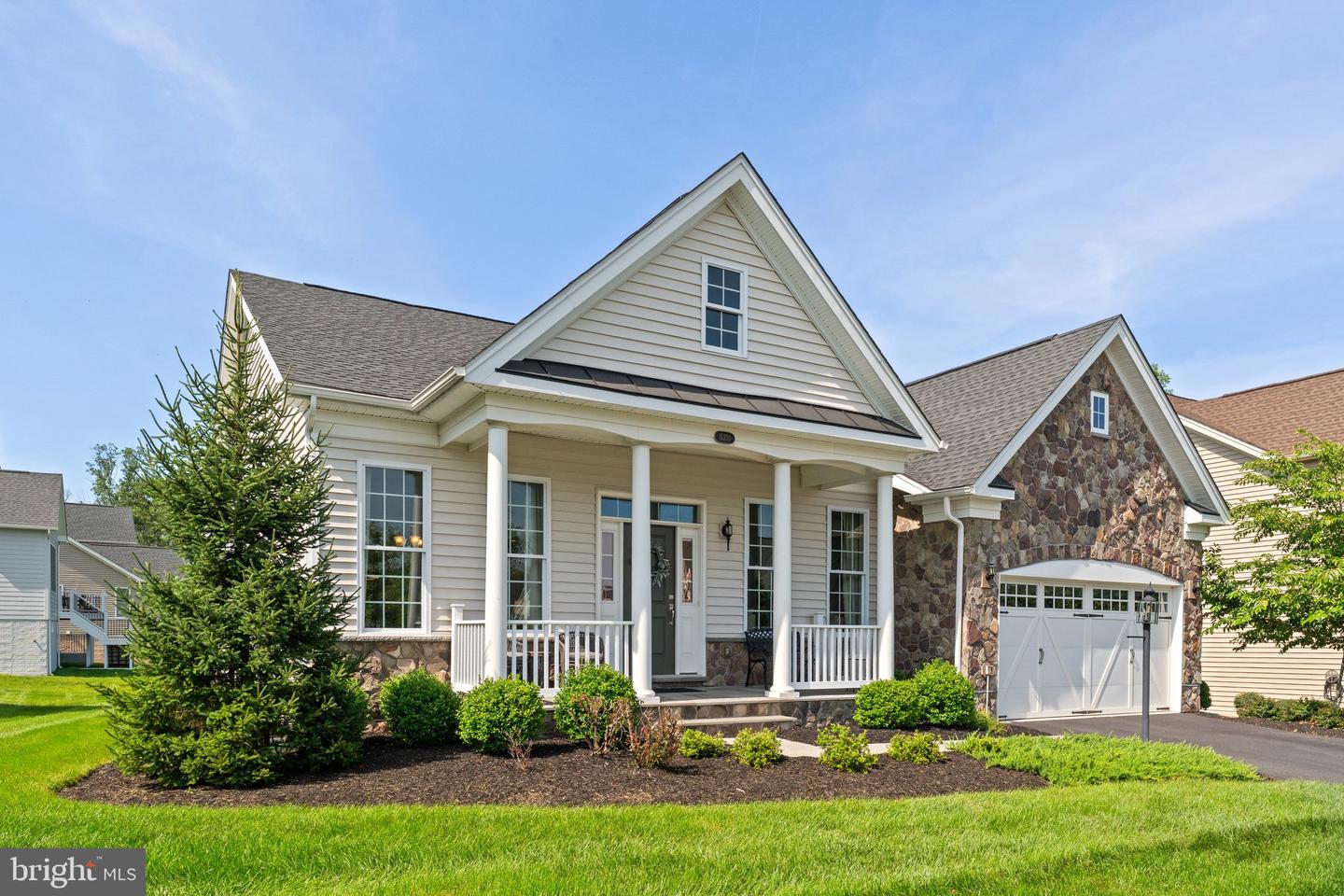 15350 CUTLER CREEK WAY, HAYMARKET, Virginia 20169, 3 Bedrooms Bedrooms, ,3 BathroomsBathrooms,Residential,For sale,15350 CUTLER CREEK WAY,VAPW2098042 MLS # VAPW2098042