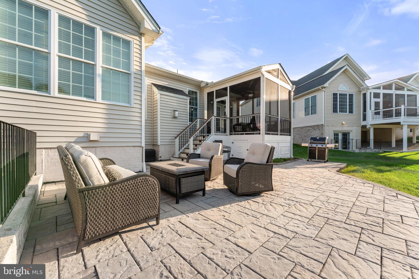 15350 CUTLER CREEK WAY, HAYMARKET, Virginia 20169, 3 Bedrooms Bedrooms, ,3 BathroomsBathrooms,Residential,For sale,15350 CUTLER CREEK WAY,VAPW2098042 MLS # VAPW2098042