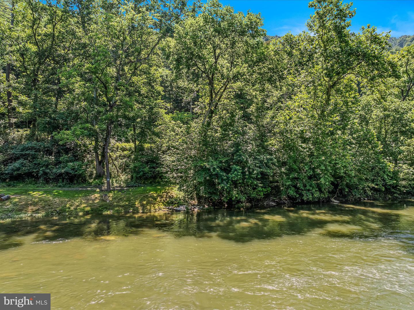 1149 DEER RAPIDS RD, STRASBURG, Virginia 22657, 3 Bedrooms Bedrooms, ,2 BathroomsBathrooms,Residential,For sale,1149 DEER RAPIDS RD,VASH2011832 MLS # VASH2011832