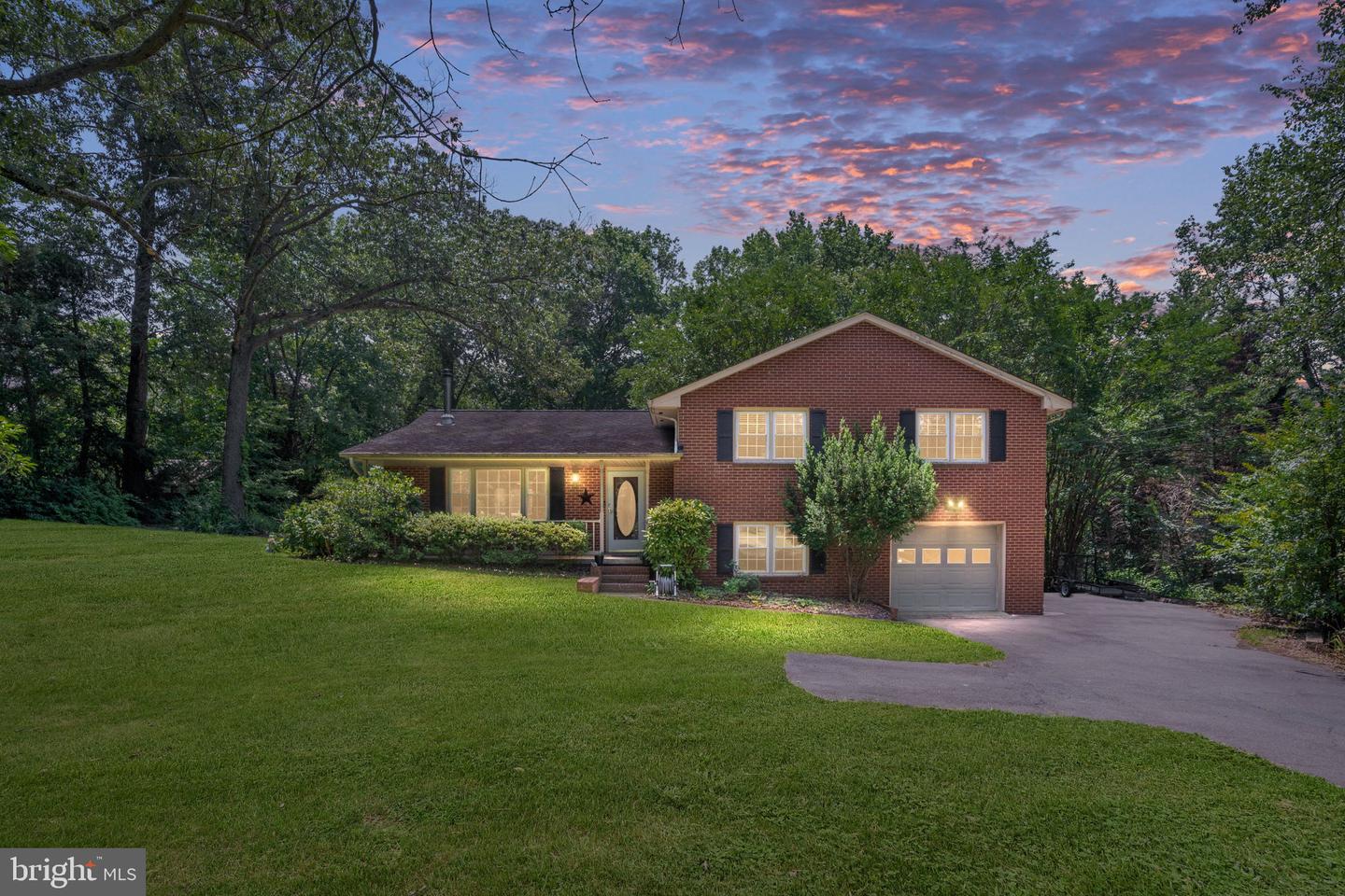 1028 FICKLEN RD, FREDERICKSBURG, Virginia 22405, 4 Bedrooms Bedrooms, ,2 BathroomsBathrooms,Residential,For sale,1028 FICKLEN RD,VAST2040306 MLS # VAST2040306