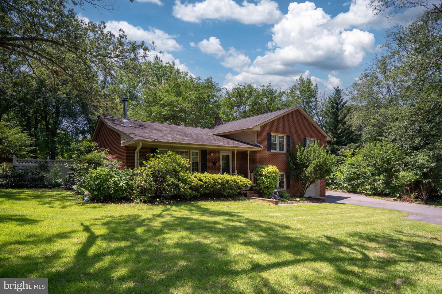 1028 FICKLEN RD, FREDERICKSBURG, Virginia 22405, 4 Bedrooms Bedrooms, ,2 BathroomsBathrooms,Residential,For sale,1028 FICKLEN RD,VAST2040306 MLS # VAST2040306
