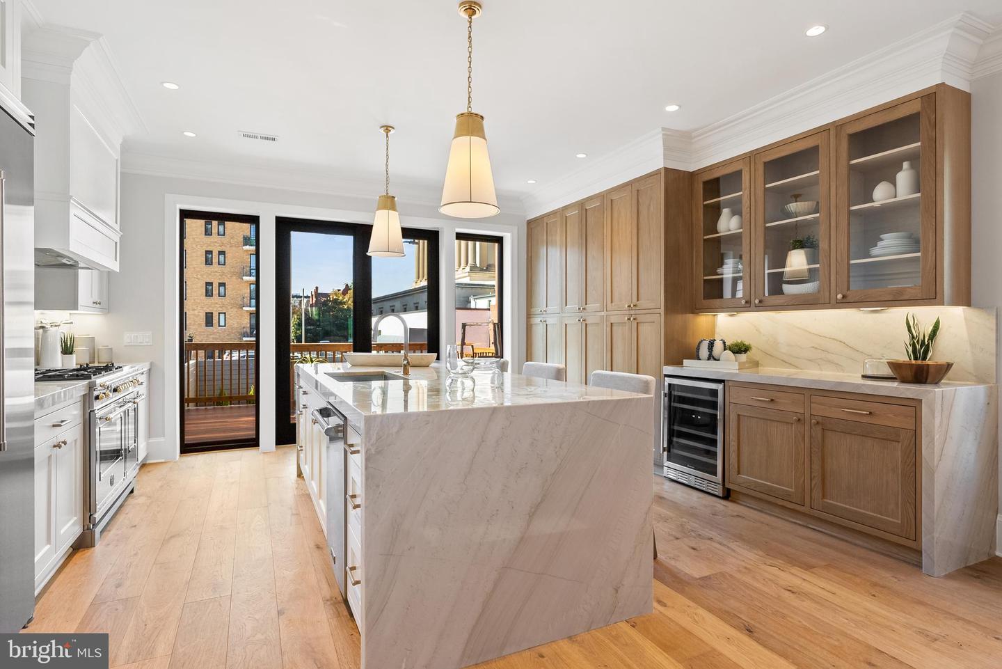 1720 15TH ST NW, WASHINGTON, District Of Columbia 20009, 6 Bedrooms Bedrooms, ,4 BathroomsBathrooms,Residential,For sale,1720 15TH ST NW,DCDC2208044 MLS # DCDC2208044