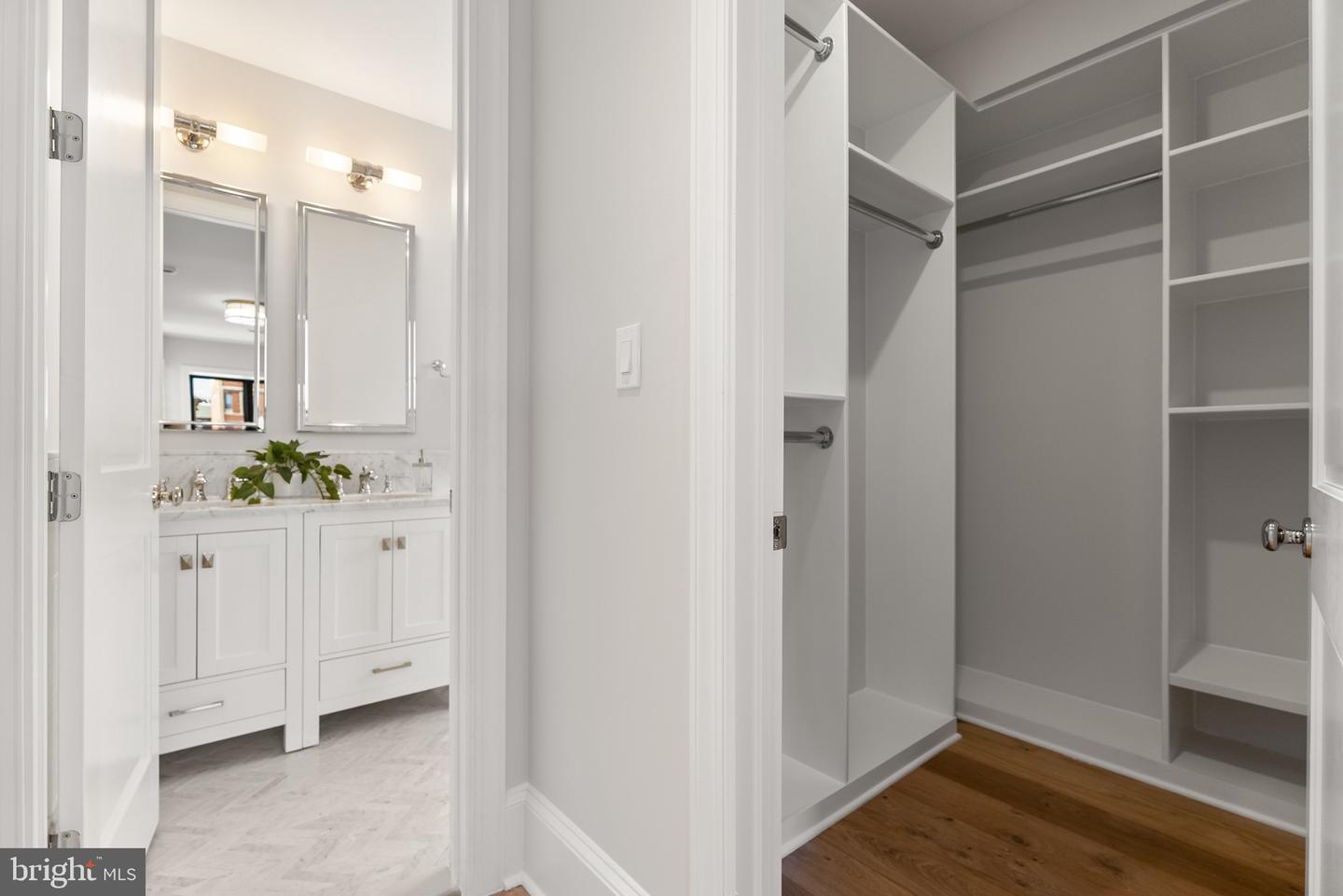 1720 15TH ST NW, WASHINGTON, District Of Columbia 20009, 6 Bedrooms Bedrooms, ,4 BathroomsBathrooms,Residential,For sale,1720 15TH ST NW,DCDC2208044 MLS # DCDC2208044