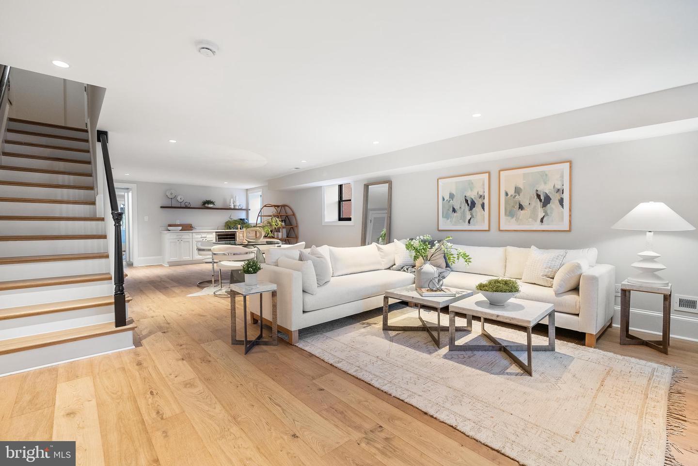 1720 15TH ST NW, WASHINGTON, District Of Columbia 20009, 6 Bedrooms Bedrooms, ,4 BathroomsBathrooms,Residential,For sale,1720 15TH ST NW,DCDC2208044 MLS # DCDC2208044