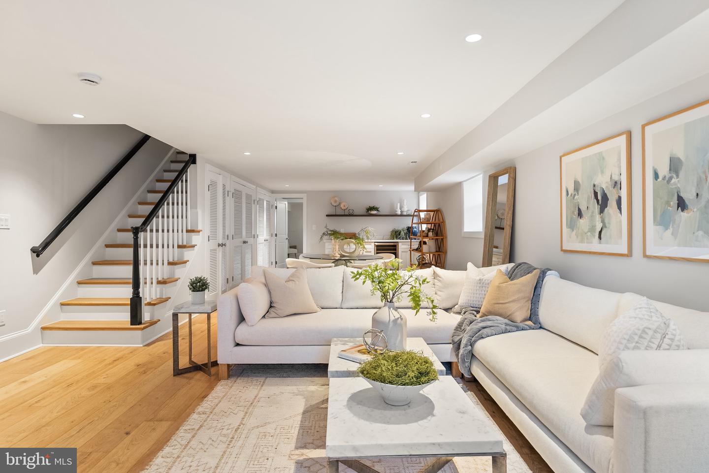 1720 15TH ST NW, WASHINGTON, District Of Columbia 20009, 6 Bedrooms Bedrooms, ,4 BathroomsBathrooms,Residential,For sale,1720 15TH ST NW,DCDC2208044 MLS # DCDC2208044