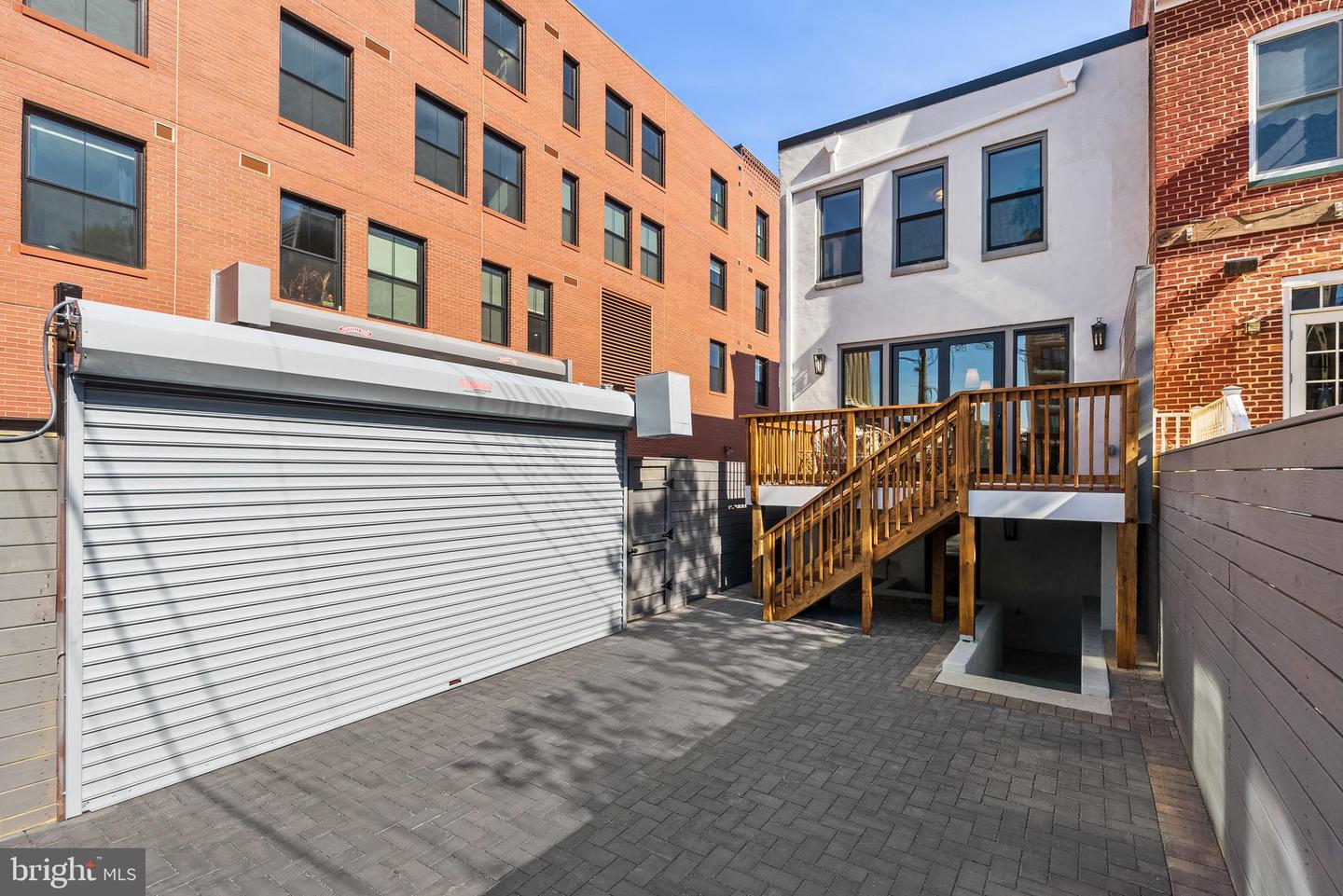 1720 15TH ST NW, WASHINGTON, District Of Columbia 20009, 6 Bedrooms Bedrooms, ,4 BathroomsBathrooms,Residential,For sale,1720 15TH ST NW,DCDC2208044 MLS # DCDC2208044