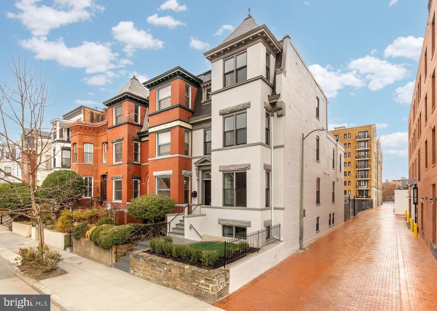 1720 15TH ST NW, WASHINGTON, District Of Columbia 20009, 6 Bedrooms Bedrooms, ,4 BathroomsBathrooms,Residential,For sale,1720 15TH ST NW,DCDC2208044 MLS # DCDC2208044