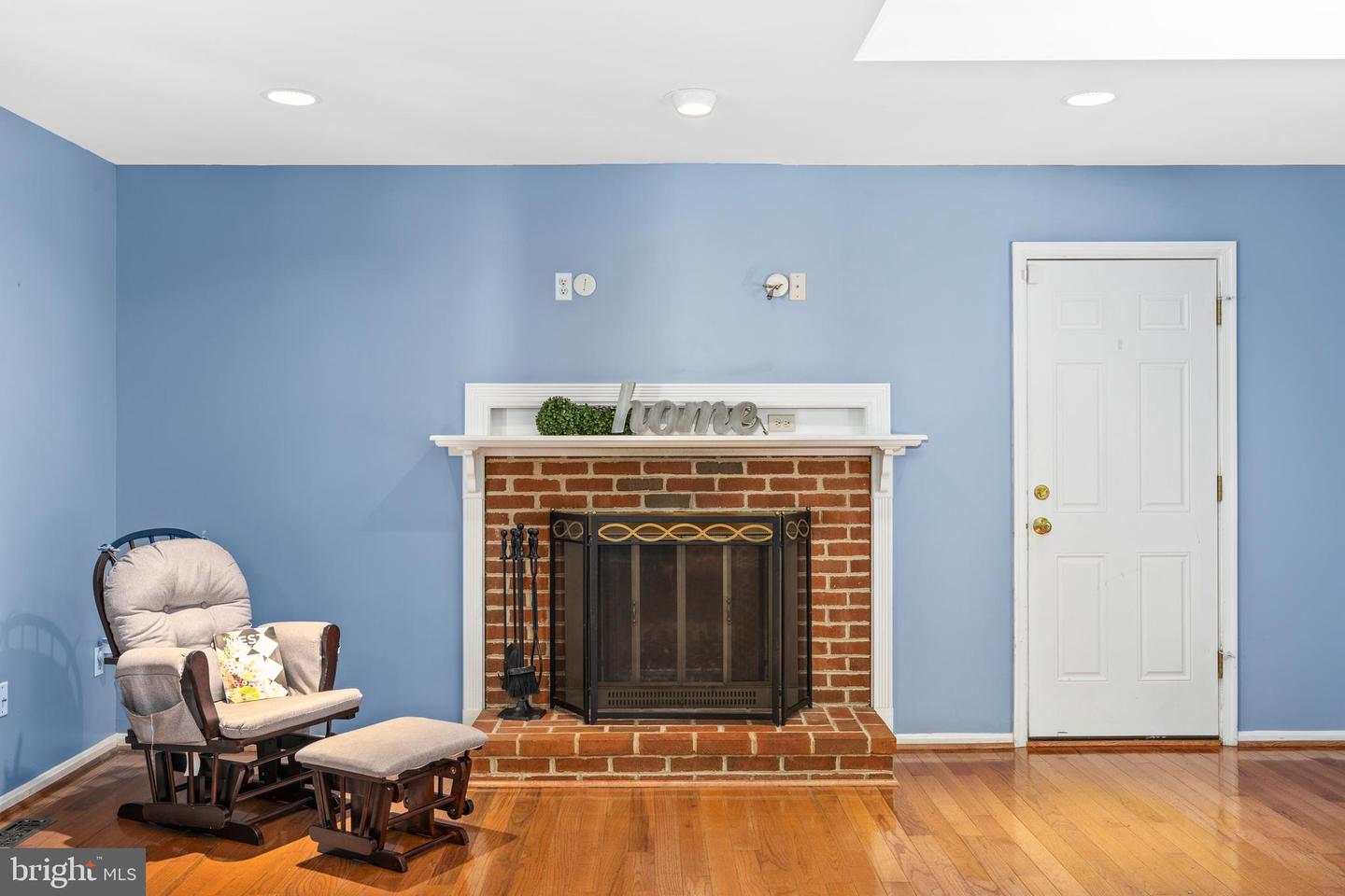 4910 STONEHURST DR, WOODBRIDGE, Virginia 22192, 5 Bedrooms Bedrooms, ,2 BathroomsBathrooms,Residential,For sale,4910 STONEHURST DR,VAPW2098072 MLS # VAPW2098072
