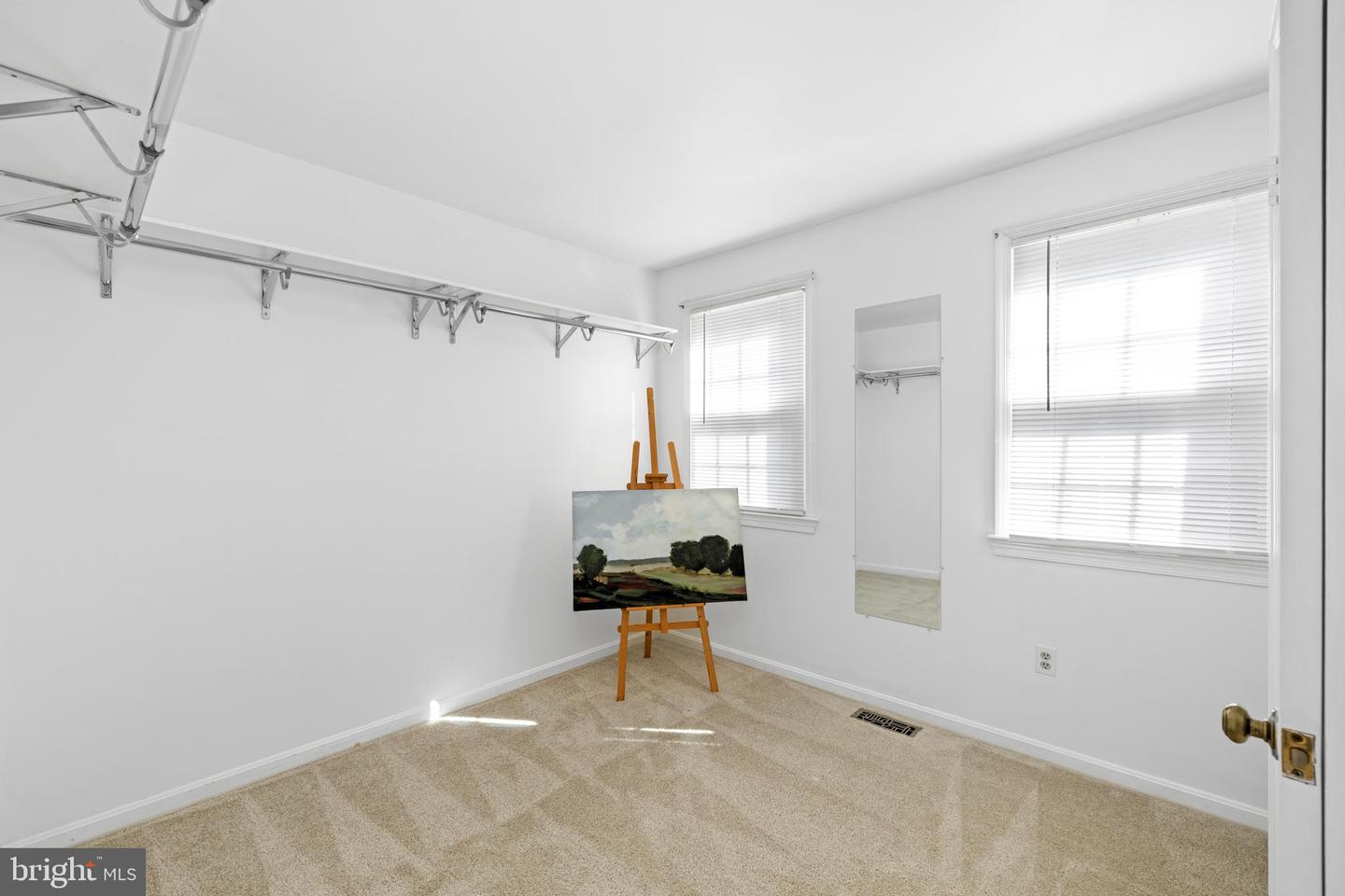 4910 STONEHURST DR, WOODBRIDGE, Virginia 22192, 5 Bedrooms Bedrooms, ,2 BathroomsBathrooms,Residential,For sale,4910 STONEHURST DR,VAPW2098072 MLS # VAPW2098072