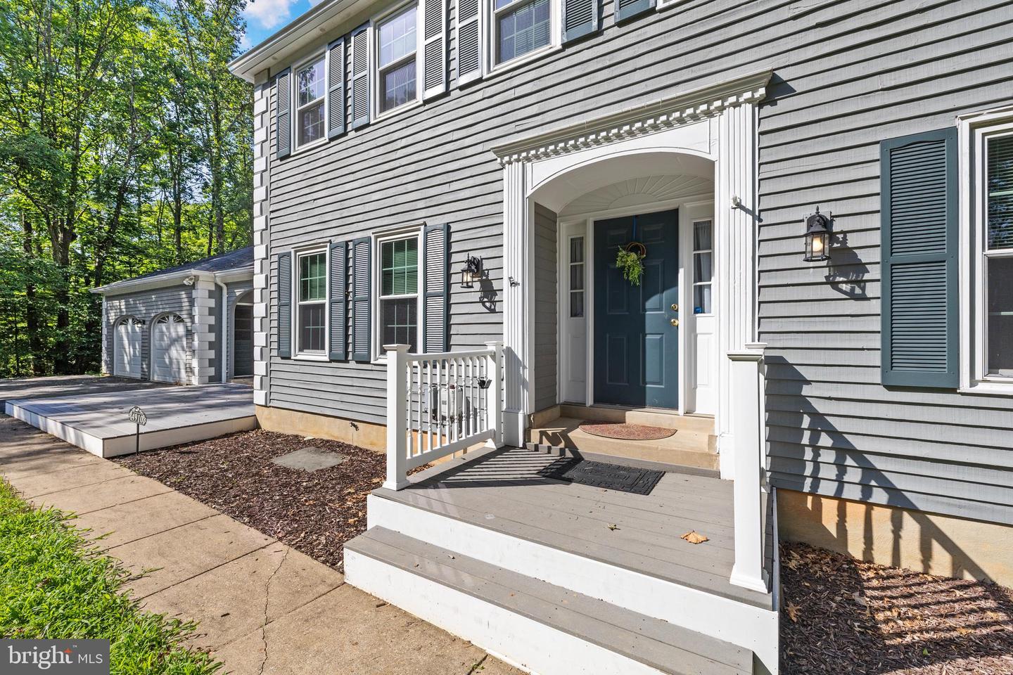 4910 STONEHURST DR, WOODBRIDGE, Virginia 22192, 5 Bedrooms Bedrooms, ,2 BathroomsBathrooms,Residential,For sale,4910 STONEHURST DR,VAPW2098072 MLS # VAPW2098072