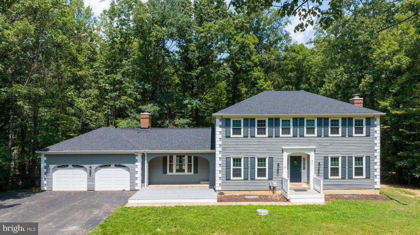 4910 STONEHURST DR, WOODBRIDGE, Virginia 22192, 5 Bedrooms Bedrooms, ,2 BathroomsBathrooms,Residential,For sale,4910 STONEHURST DR,VAPW2098072 MLS # VAPW2098072