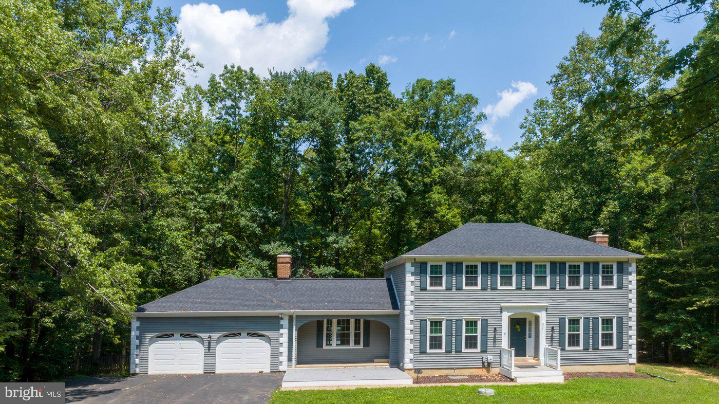 4910 STONEHURST DR, WOODBRIDGE, Virginia 22192, 5 Bedrooms Bedrooms, ,2 BathroomsBathrooms,Residential,For sale,4910 STONEHURST DR,VAPW2098072 MLS # VAPW2098072