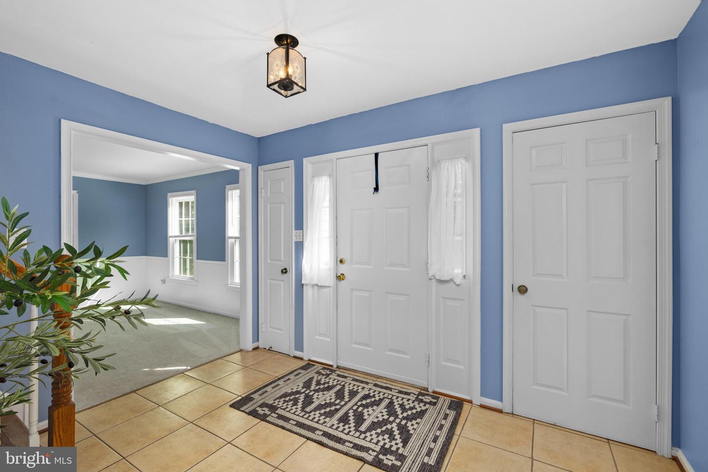 4910 STONEHURST DR, WOODBRIDGE, Virginia 22192, 5 Bedrooms Bedrooms, ,2 BathroomsBathrooms,Residential,For sale,4910 STONEHURST DR,VAPW2098072 MLS # VAPW2098072