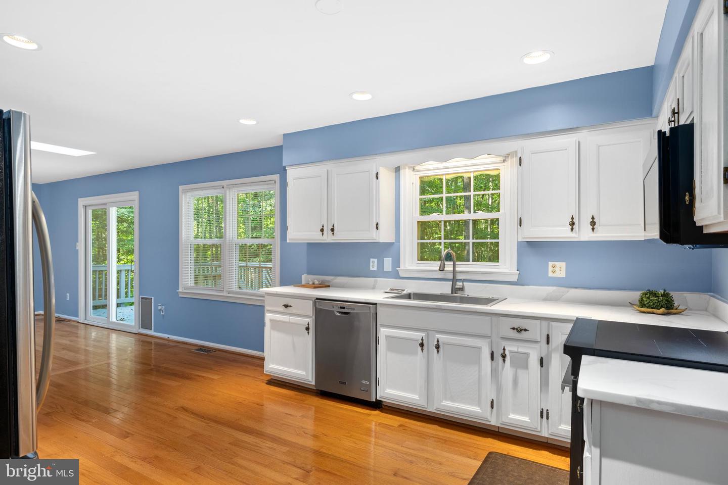4910 STONEHURST DR, WOODBRIDGE, Virginia 22192, 5 Bedrooms Bedrooms, ,2 BathroomsBathrooms,Residential,For sale,4910 STONEHURST DR,VAPW2098072 MLS # VAPW2098072
