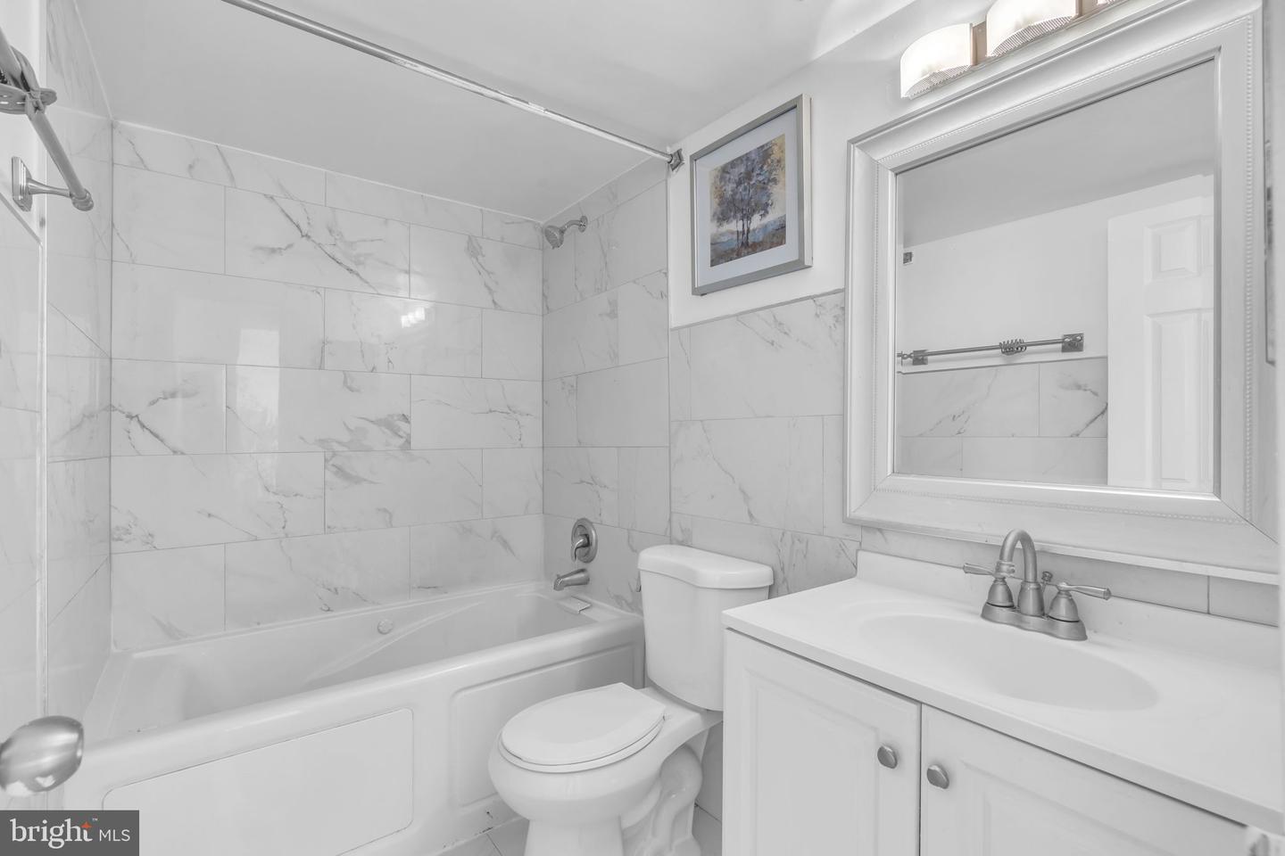 3100 S MANCHESTER ST #827, FALLS CHURCH, Virginia 22044, 2 Bedrooms Bedrooms, ,1 BathroomBathrooms,Residential,For sale,3100 S MANCHESTER ST #827,VAFX2251732 MLS # VAFX2251732