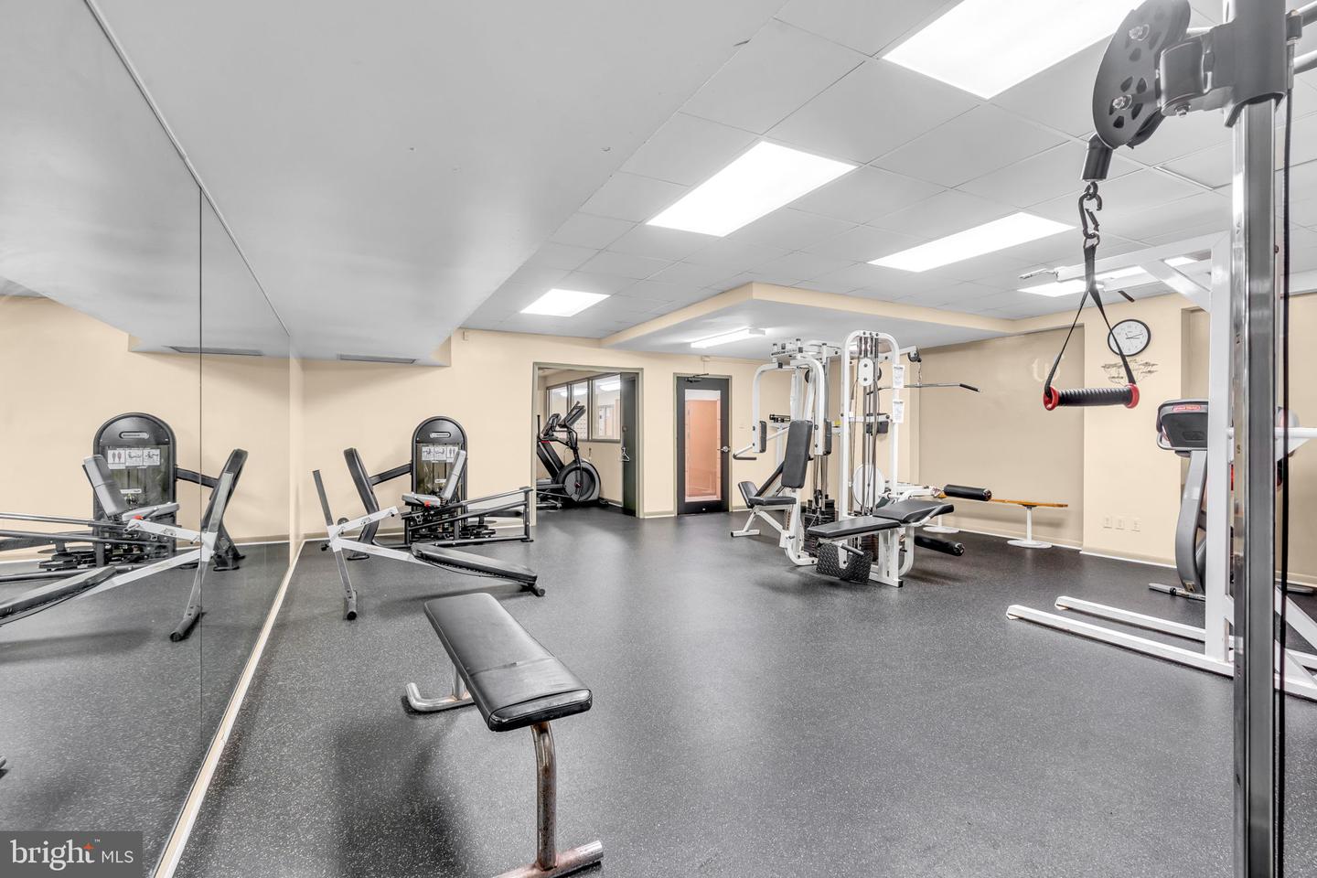 3100 S MANCHESTER ST #827, FALLS CHURCH, Virginia 22044, 2 Bedrooms Bedrooms, ,1 BathroomBathrooms,Residential,For sale,3100 S MANCHESTER ST #827,VAFX2251732 MLS # VAFX2251732
