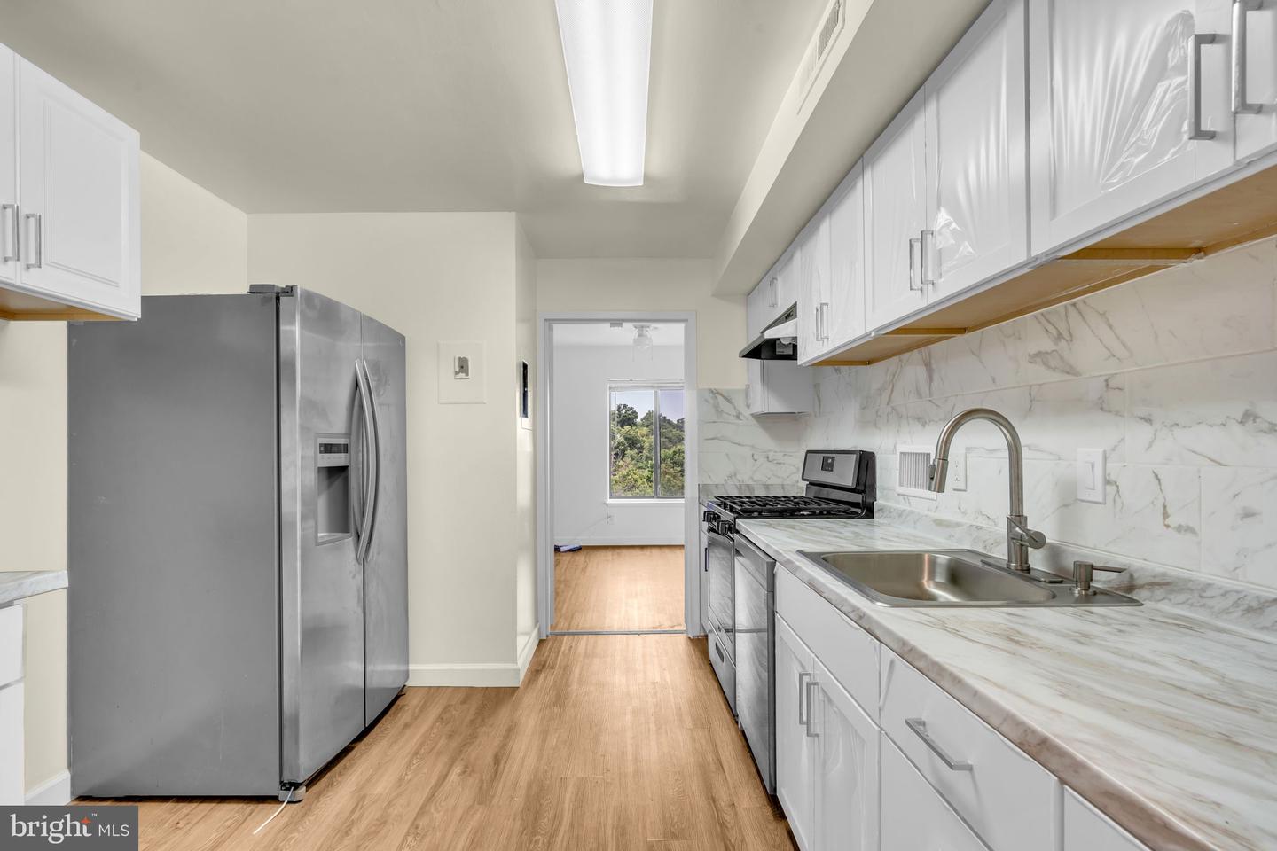 3100 S MANCHESTER ST #827, FALLS CHURCH, Virginia 22044, 2 Bedrooms Bedrooms, ,1 BathroomBathrooms,Residential,For sale,3100 S MANCHESTER ST #827,VAFX2251732 MLS # VAFX2251732