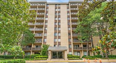 3100 S MANCHESTER ST #827, FALLS CHURCH, Virginia 22044, 2 Bedrooms Bedrooms, ,1 BathroomBathrooms,Residential,For sale,3100 S MANCHESTER ST #827,VAFX2251732 MLS # VAFX2251732