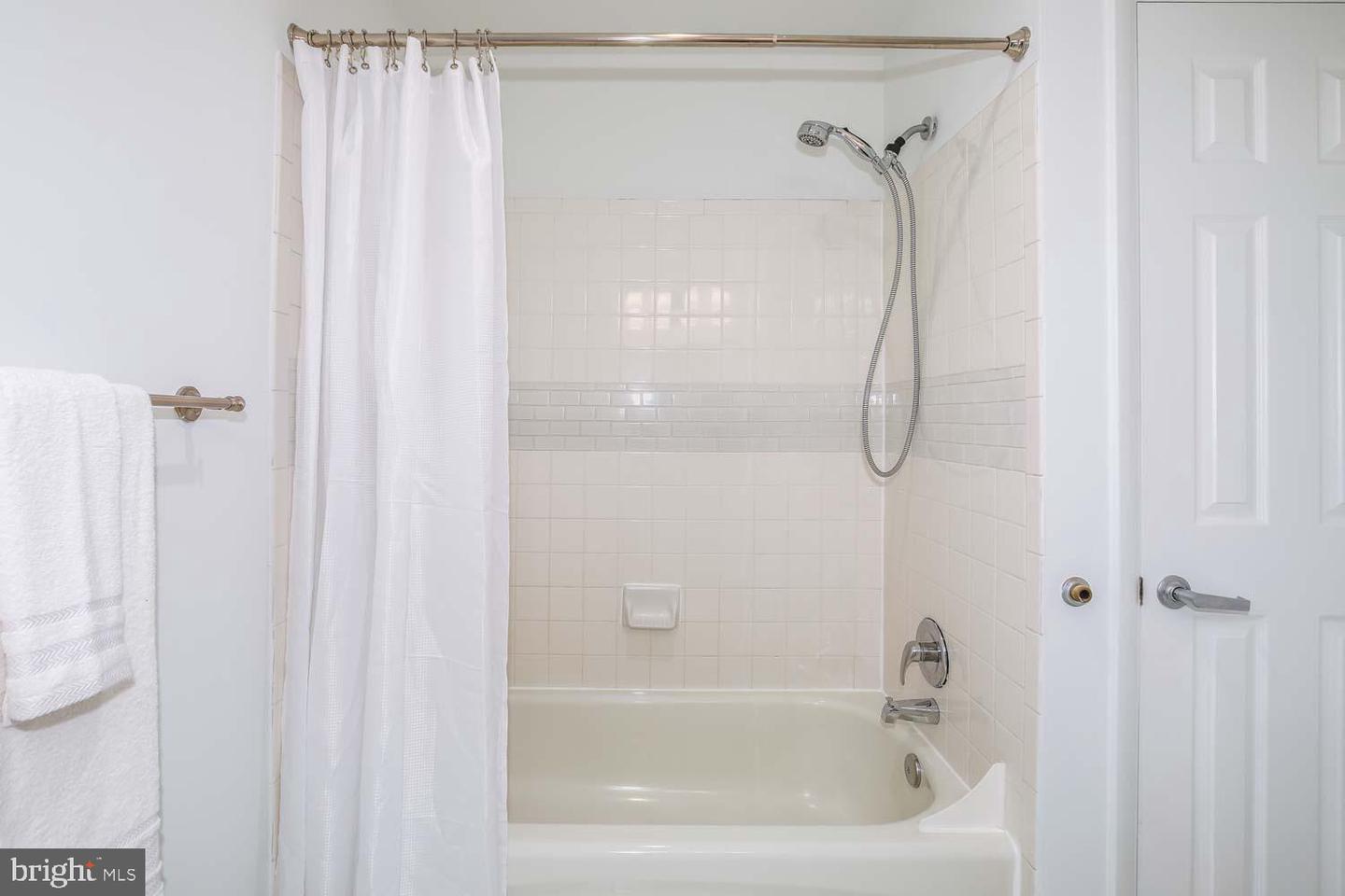 1308 CLIFTON ST NW #118, WASHINGTON, District Of Columbia 20009, 2 Bedrooms Bedrooms, ,1 BathroomBathrooms,Residential,For sale,1308 CLIFTON ST NW #118,DCDC2208034 MLS # DCDC2208034 1308 CLIFTON ST NW #118, WASHINGTON, District Of Columbia 20009, 2 Bedrooms Bedrooms, ,1 BathroomBathrooms,Residential,For sale,1308 CLIFTON ST NW #118,DCDC2208034 MLS # DCDC2208034