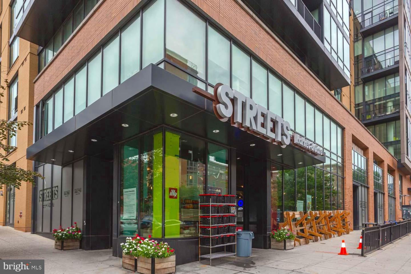 1308 CLIFTON ST NW #118, WASHINGTON, District Of Columbia 20009, 2 Bedrooms Bedrooms, ,1 BathroomBathrooms,Residential,For sale,1308 CLIFTON ST NW #118,DCDC2208034 MLS # DCDC2208034 1308 CLIFTON ST NW #118, WASHINGTON, District Of Columbia 20009, 2 Bedrooms Bedrooms, ,1 BathroomBathrooms,Residential,For sale,1308 CLIFTON ST NW #118,DCDC2208034 MLS # DCDC2208034