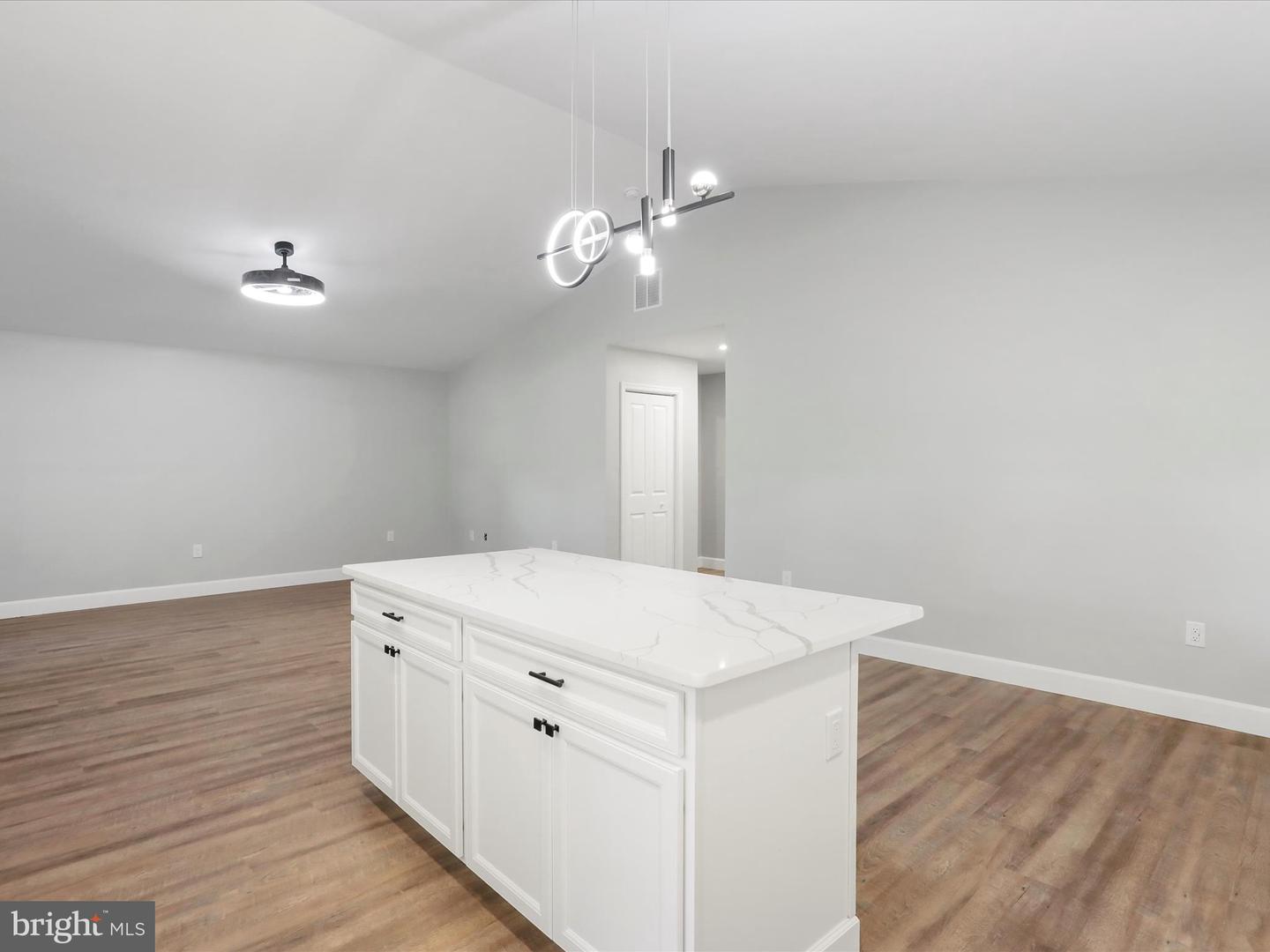 130 HIGHLAND WAY, CHESTER GAP, Virginia 22623, 3 Bedrooms Bedrooms, ,3 BathroomsBathrooms,Residential,For sale,130 HIGHLAND WAY,VARP2002156 MLS # VARP2002156