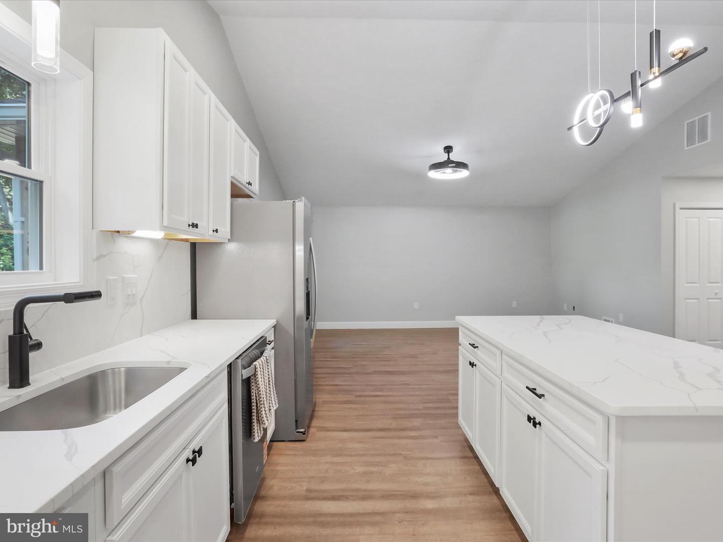 130 HIGHLAND WAY, CHESTER GAP, Virginia 22623, 3 Bedrooms Bedrooms, ,3 BathroomsBathrooms,Residential,For sale,130 HIGHLAND WAY,VARP2002156 MLS # VARP2002156