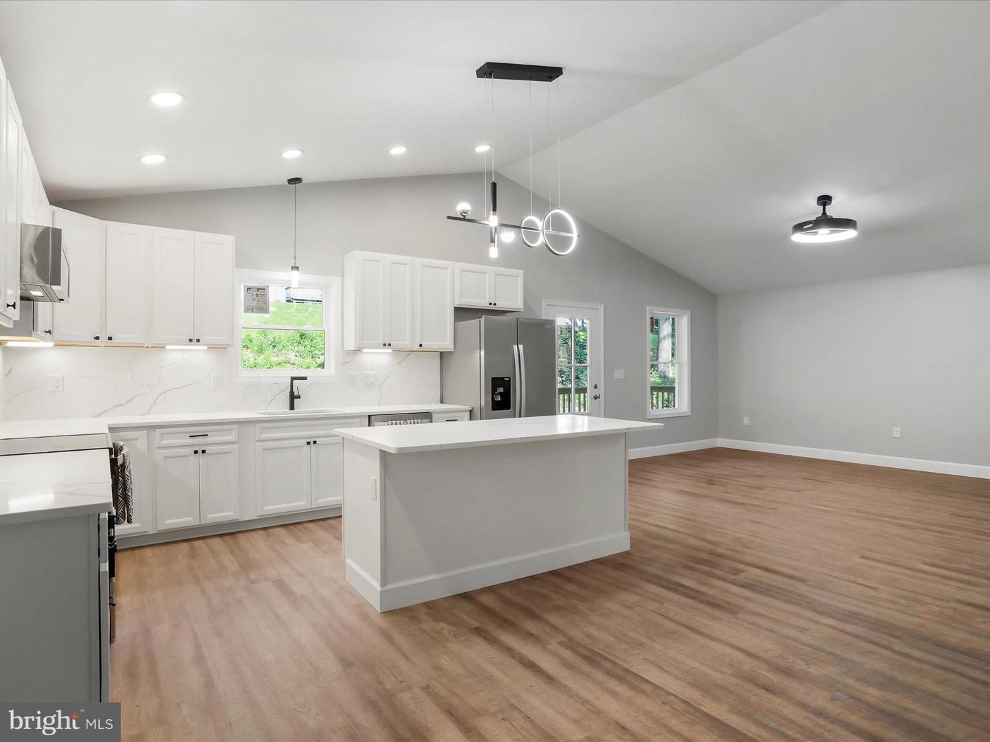 130 HIGHLAND WAY, CHESTER GAP, Virginia 22623, 3 Bedrooms Bedrooms, ,3 BathroomsBathrooms,Residential,For sale,130 HIGHLAND WAY,VARP2002156 MLS # VARP2002156