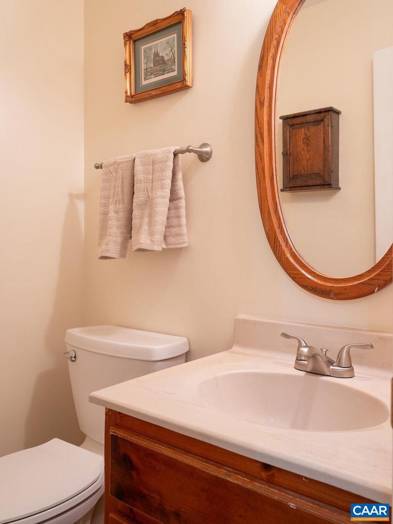 1754 HEARTHGLOW LN, CHARLOTTESVILLE, Virginia 22901, 4 Bedrooms Bedrooms, ,2 BathroomsBathrooms,Residential,For sale,1754 HEARTHGLOW LN,666193 MLS # 666193