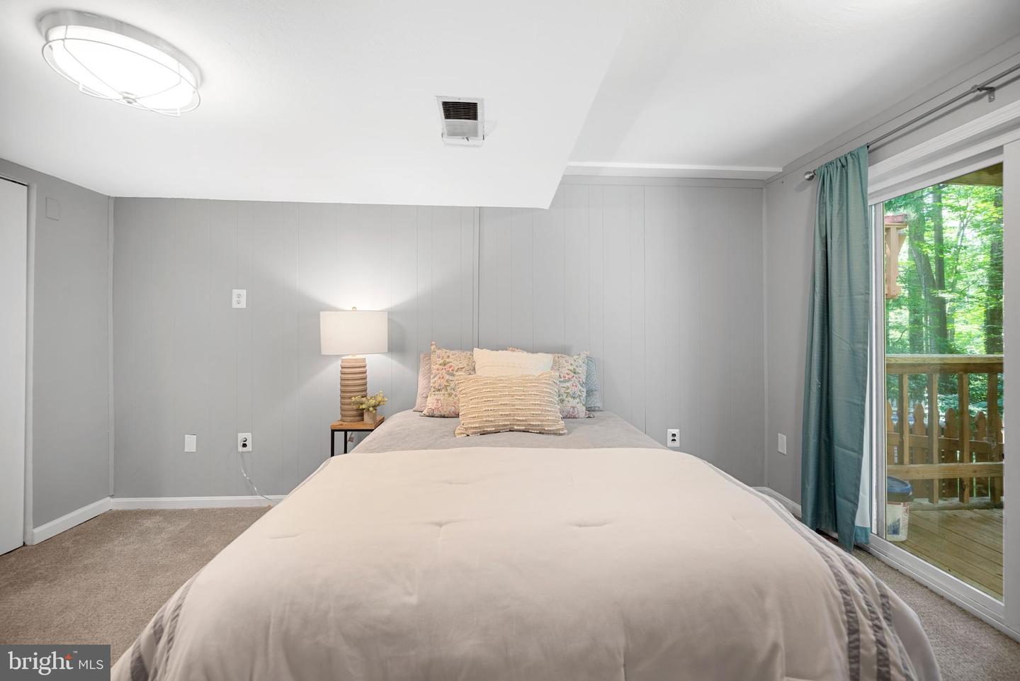 10110 SASSAFRAS WOODS CT, BURKE, Virginia 22015, 4 Bedrooms Bedrooms, ,3 BathroomsBathrooms,Residential,For sale,10110 SASSAFRAS WOODS CT,VAFX2252396 MLS # VAFX2252396