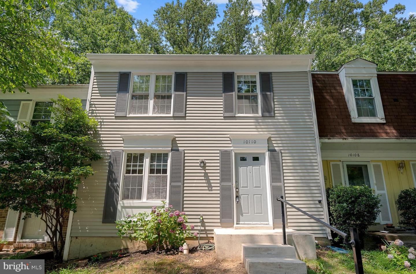 10110 SASSAFRAS WOODS CT, BURKE, Virginia 22015, 4 Bedrooms Bedrooms, ,3 BathroomsBathrooms,Residential,For sale,10110 SASSAFRAS WOODS CT,VAFX2252396 MLS # VAFX2252396
