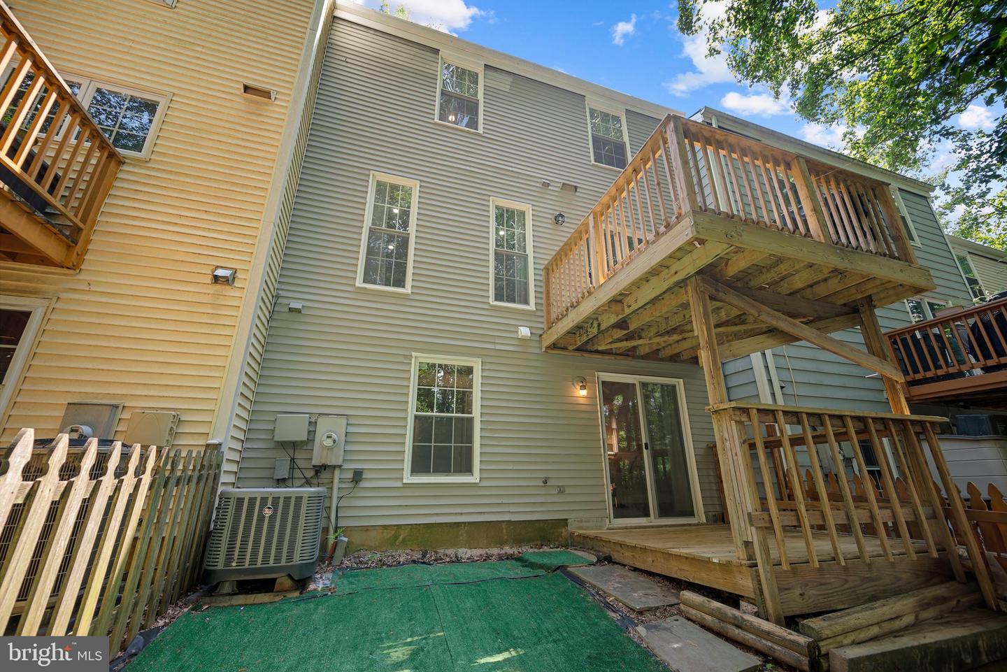 10110 SASSAFRAS WOODS CT, BURKE, Virginia 22015, 4 Bedrooms Bedrooms, ,3 BathroomsBathrooms,Residential,For sale,10110 SASSAFRAS WOODS CT,VAFX2252396 MLS # VAFX2252396