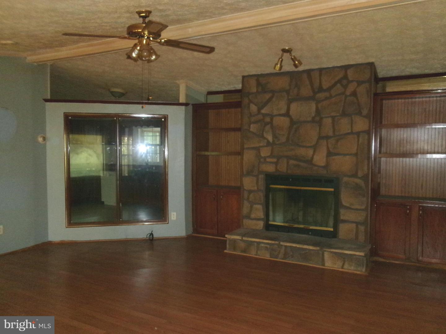 125 WHISPERING KNOLLS DR, WINCHESTER, Virginia 22603, 3 Bedrooms Bedrooms, ,2 BathroomsBathrooms,Residential,For sale,125 WHISPERING KNOLLS DR,VAFV2035146 MLS # VAFV2035146