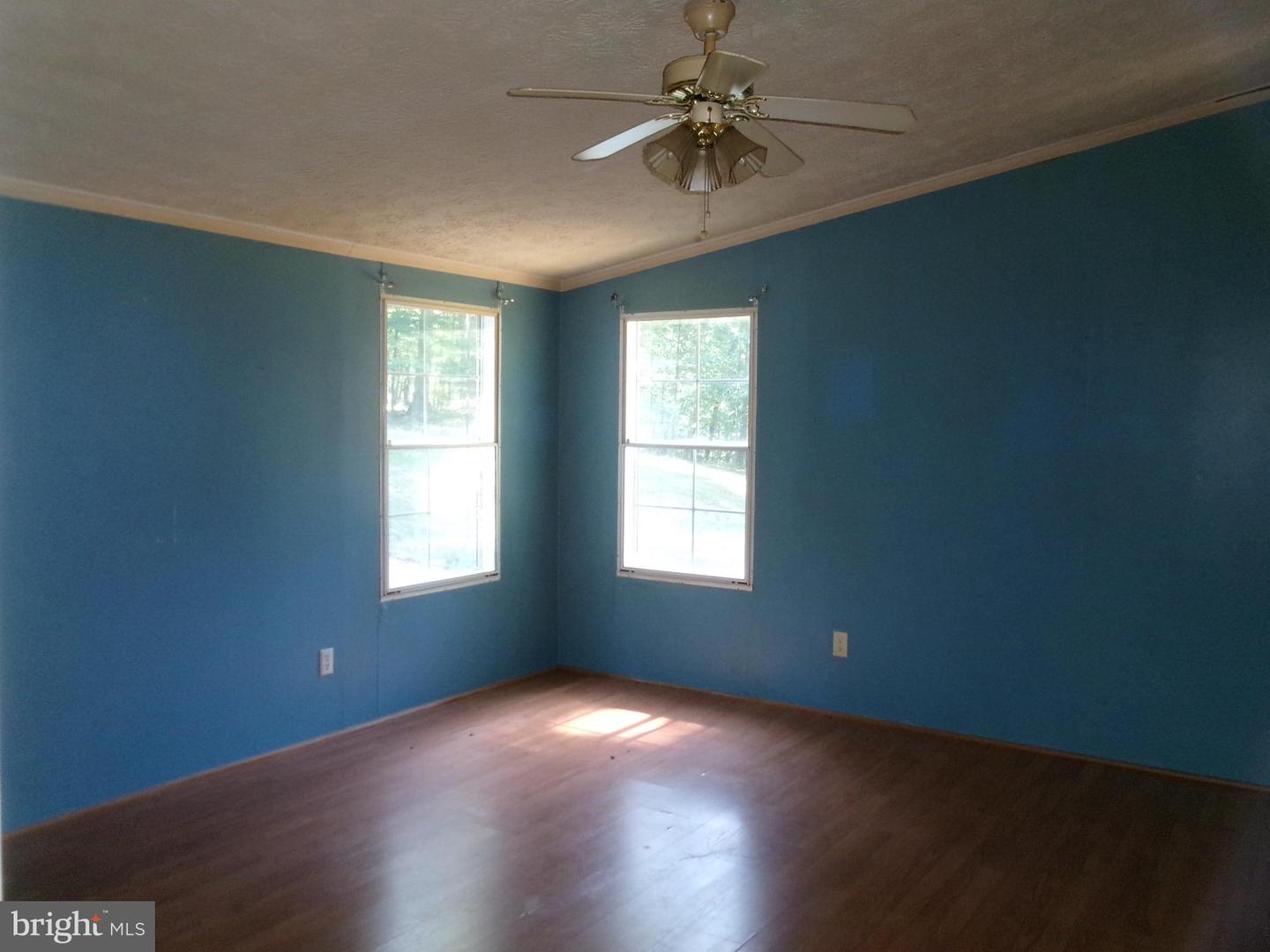 125 WHISPERING KNOLLS DR, WINCHESTER, Virginia 22603, 3 Bedrooms Bedrooms, ,2 BathroomsBathrooms,Residential,For sale,125 WHISPERING KNOLLS DR,VAFV2035146 MLS # VAFV2035146
